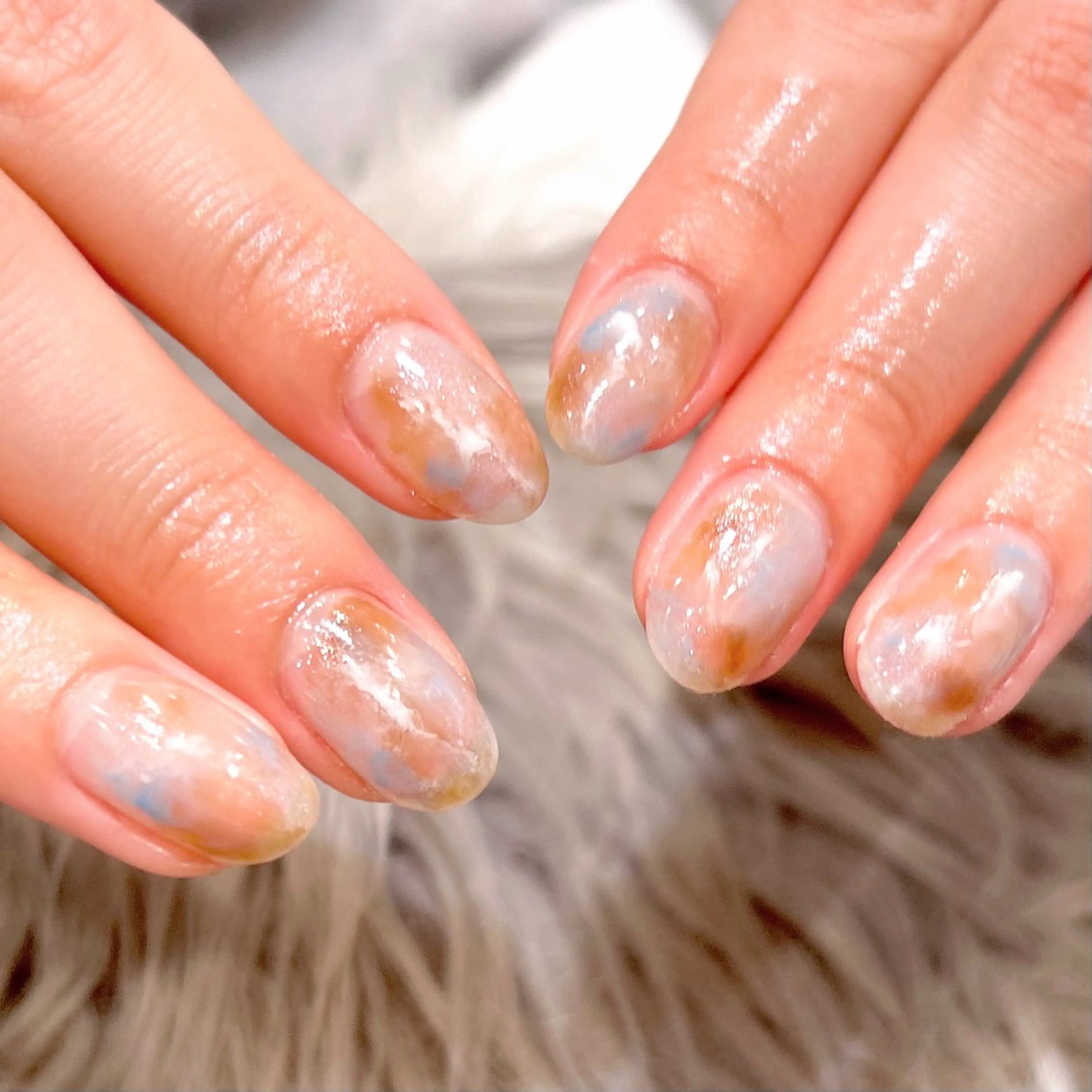 ネイル ニュアンスネイル yuzuka 🍀🖤のネイルデザイン