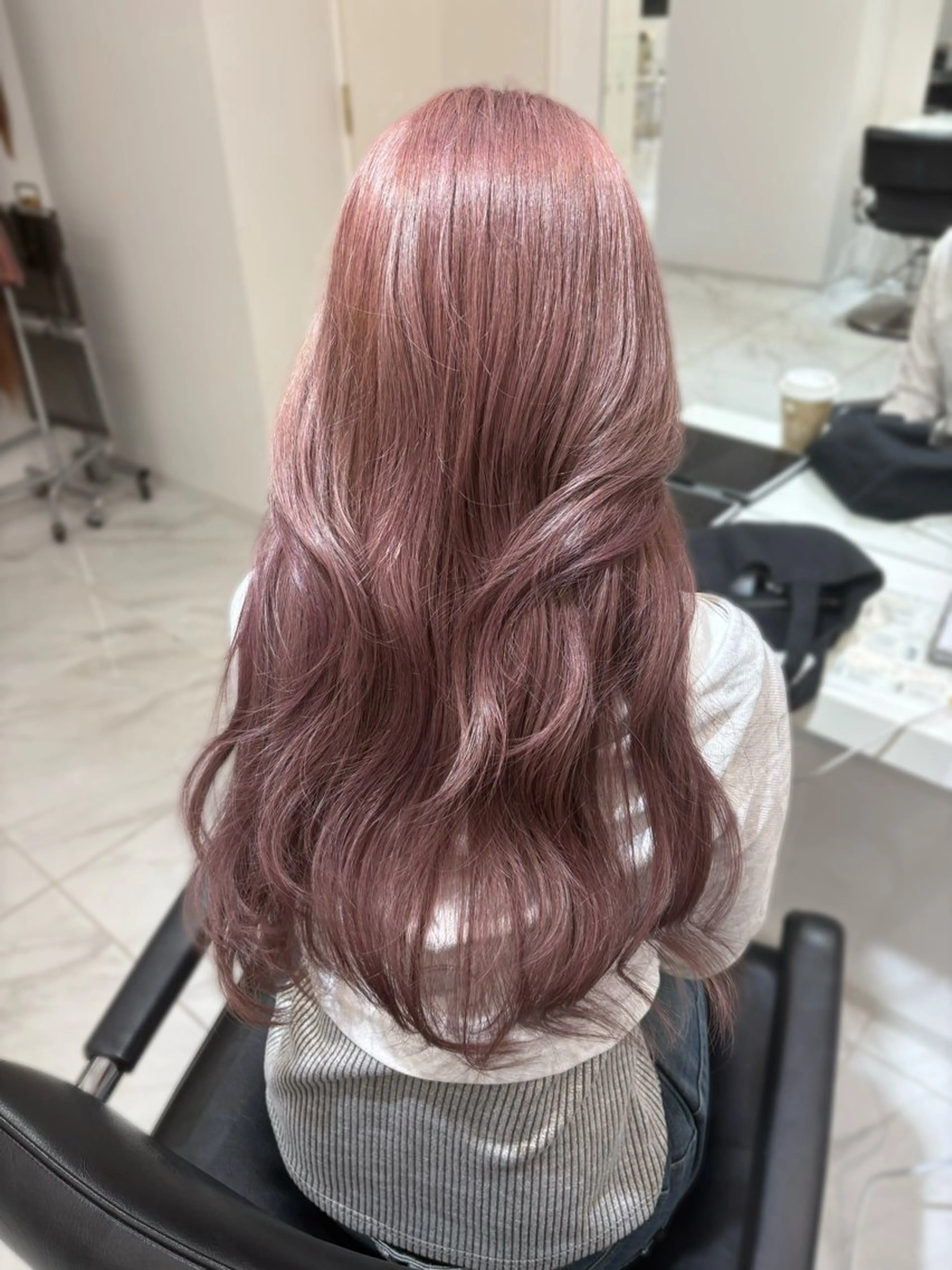 ロング カラー ベージュカラー ブリーチ ケアブリーチ ダブルカラー ピンクカラー カット ヘアカラー haruka /韓国レイヤーのヘアスタイル