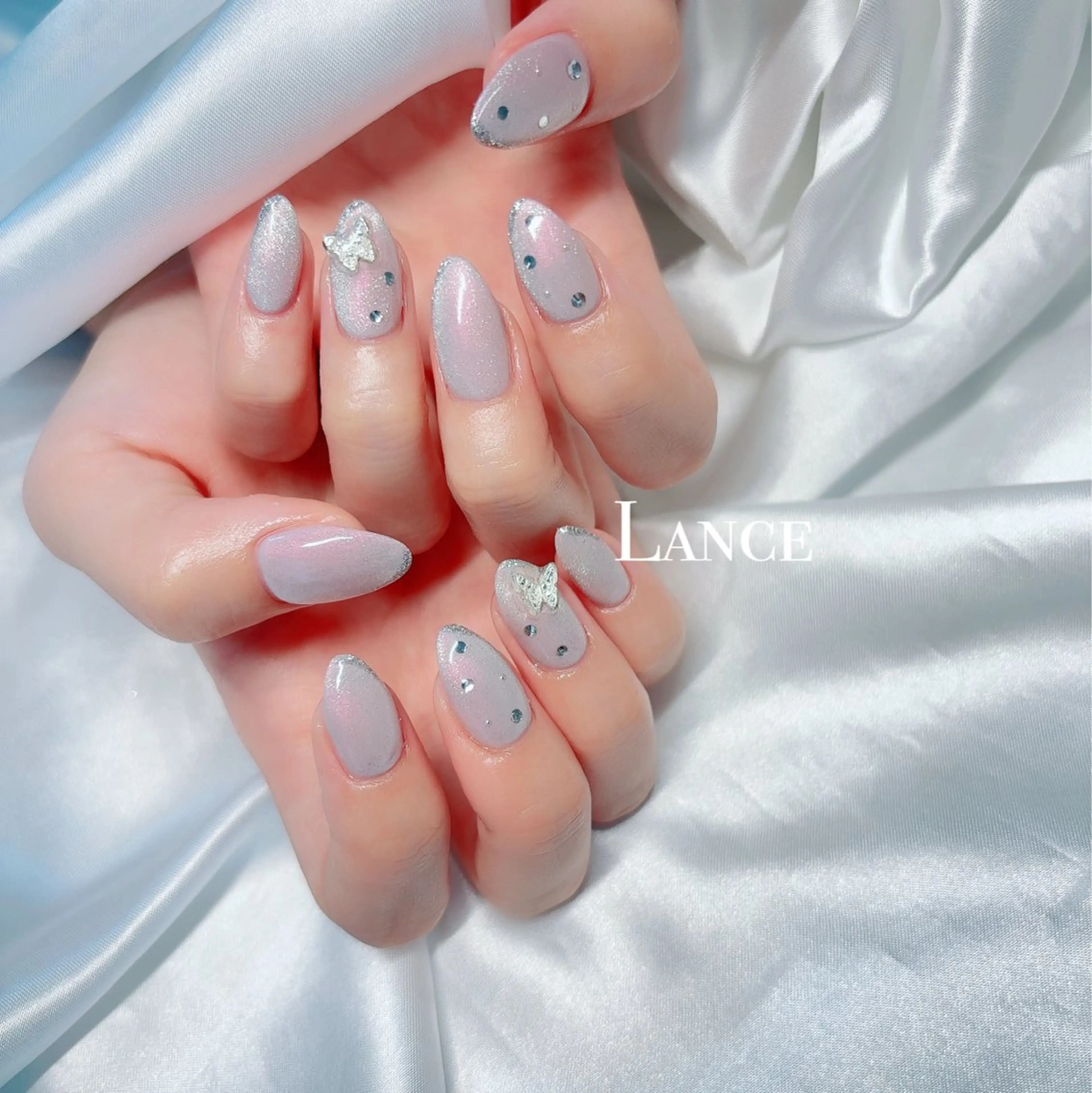 ネイル オーロラネイル フットネイル フレンチネイル キラキラネイル 韓国ネイル Lance nailのネイルデザイン