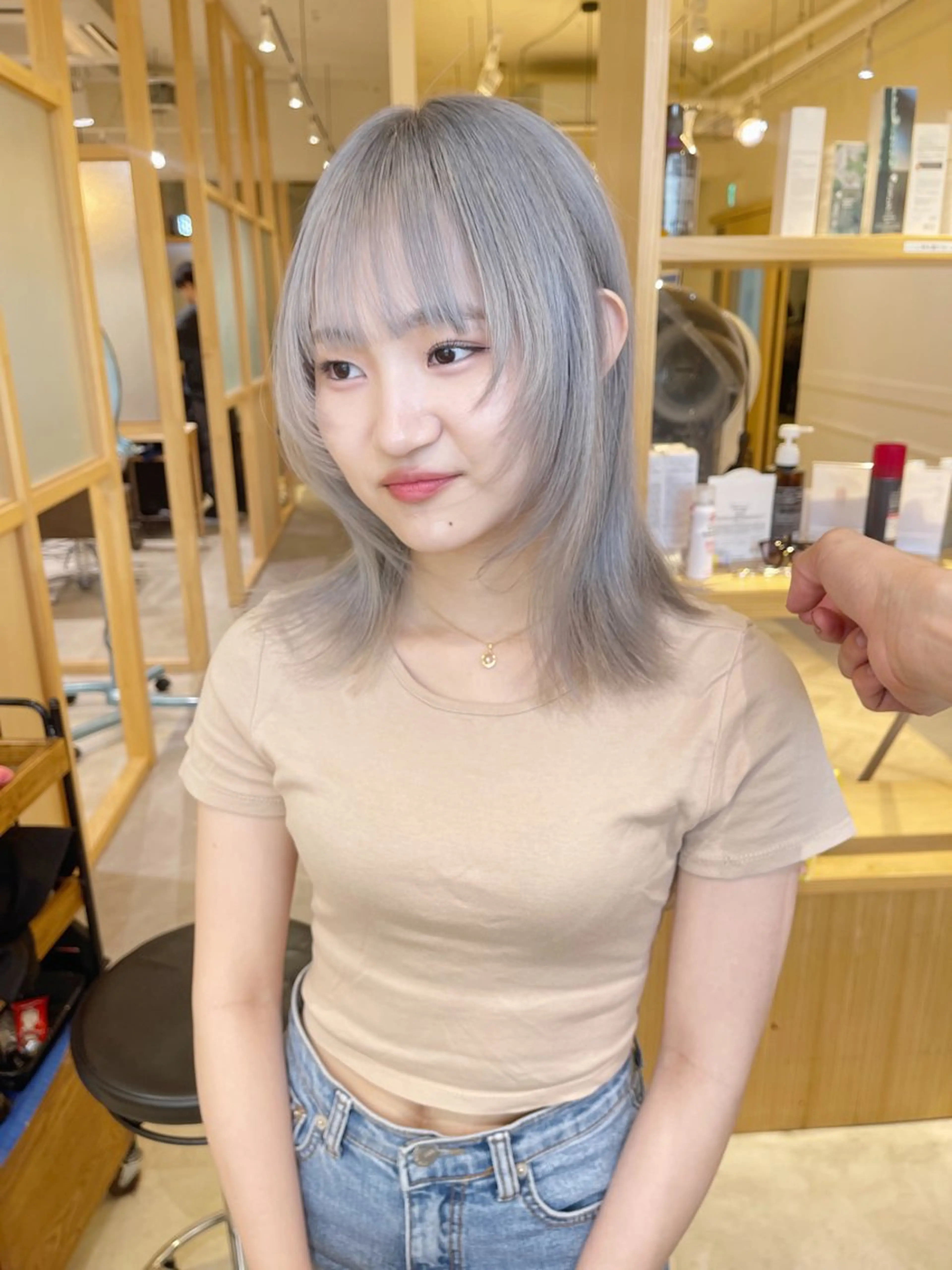 ミディアム カラー シルバー ホワイトシルバー カット ヘアカラー トリートメント “ミニモ最高評価獲得 “代表"Kohei"のヘアスタイル