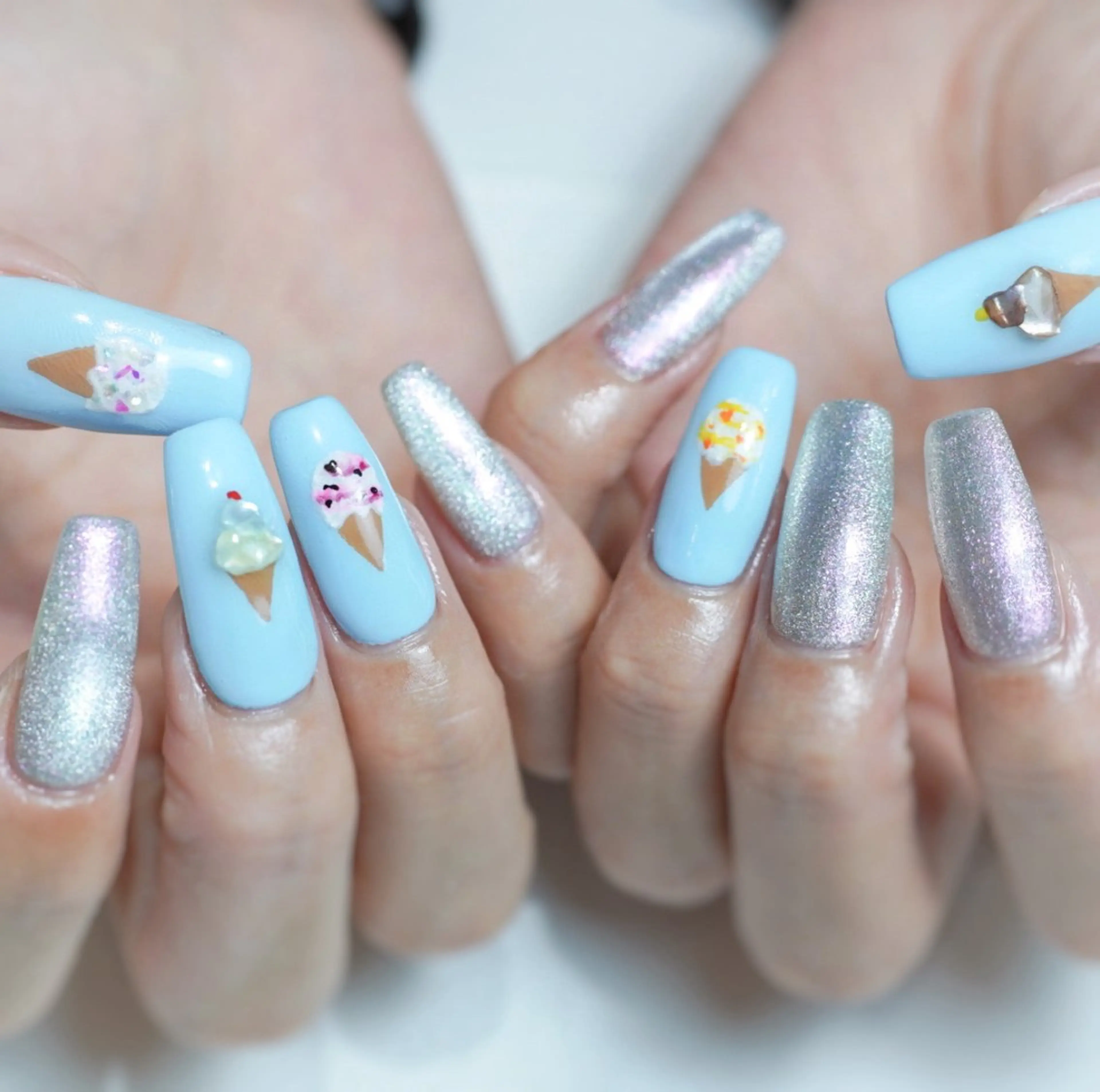 ロング ハンドネイル Re nailのネイルデザイン