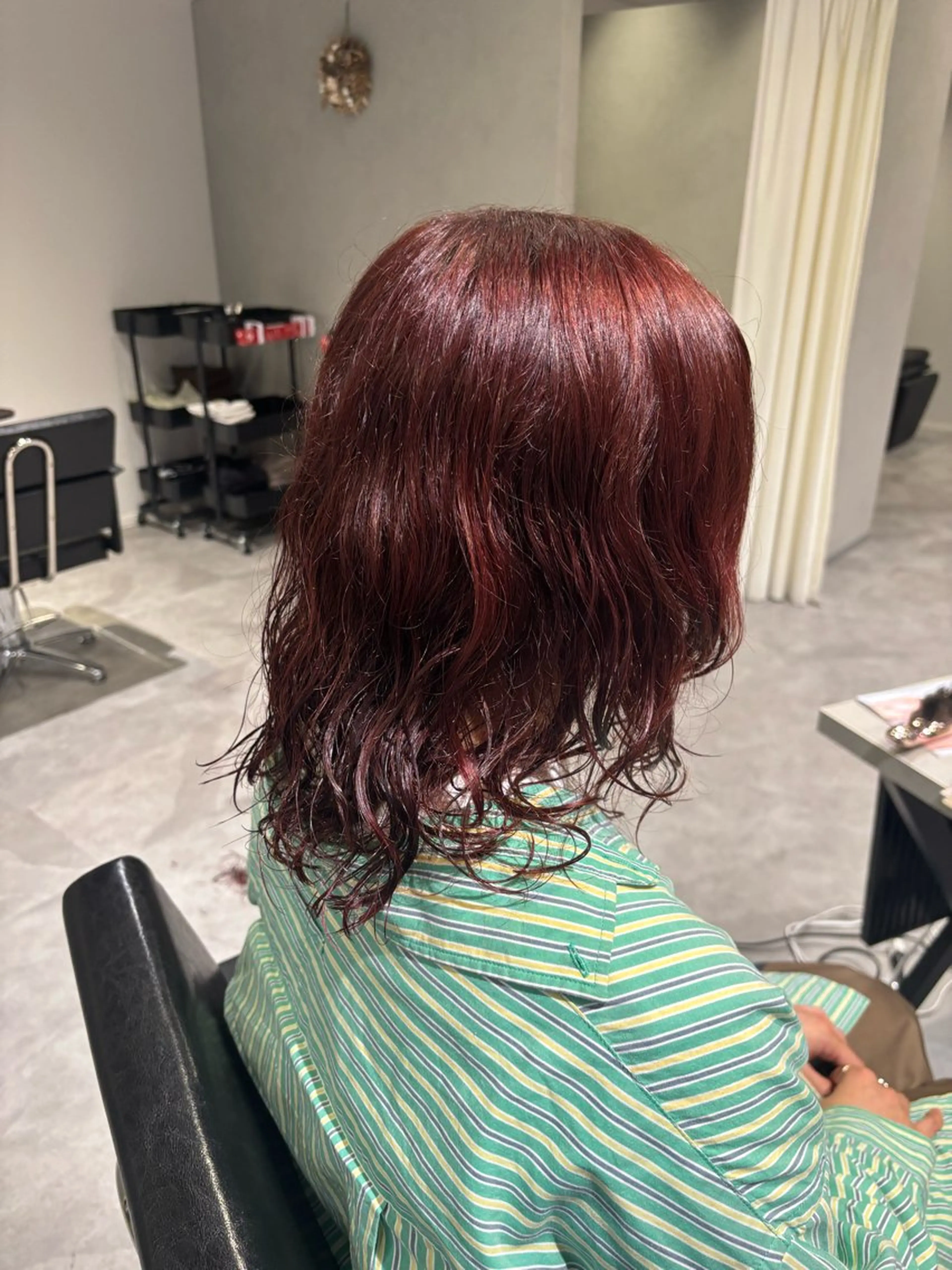 ロング ヘアカラー トリートメント YURINO /ボブ ベージュ/ハイトーンのヘアスタイル