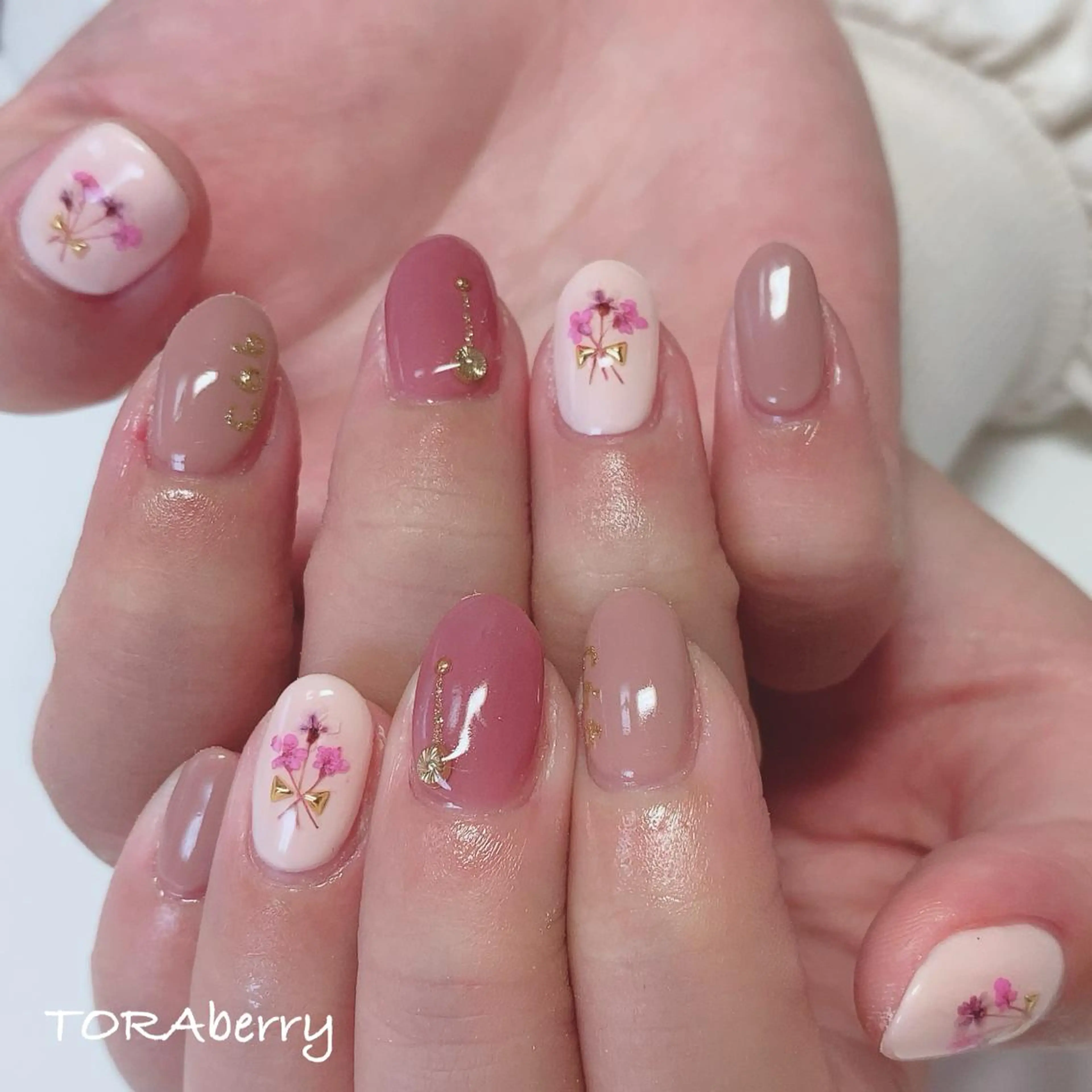 ネイル ハンドネイル ネイリスト なつみのネイルデザイン