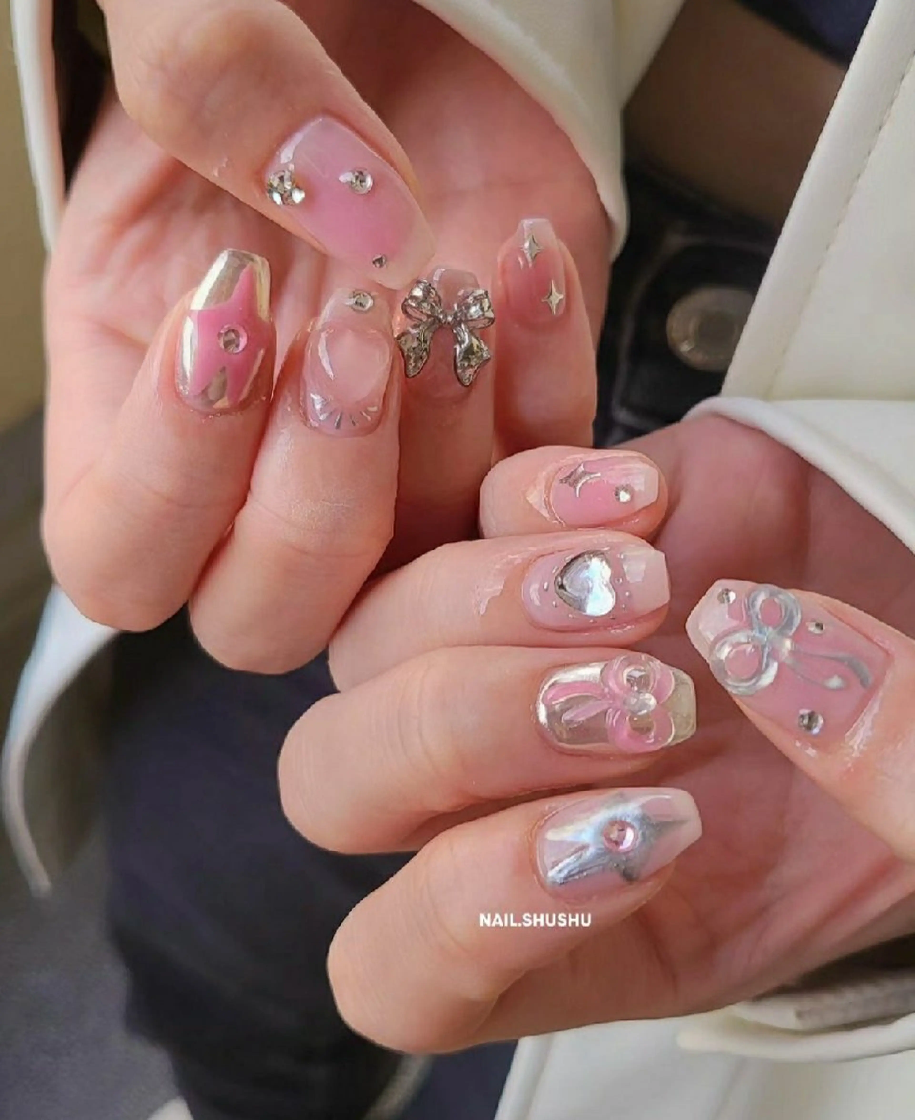 ネイル 持ち込み ニュアンスネイル ワンカラーネイル シンプルネイル 春ネイル ハンドネイル 3dパーツ/流行り 👧shushu❤️のネイルデザイン