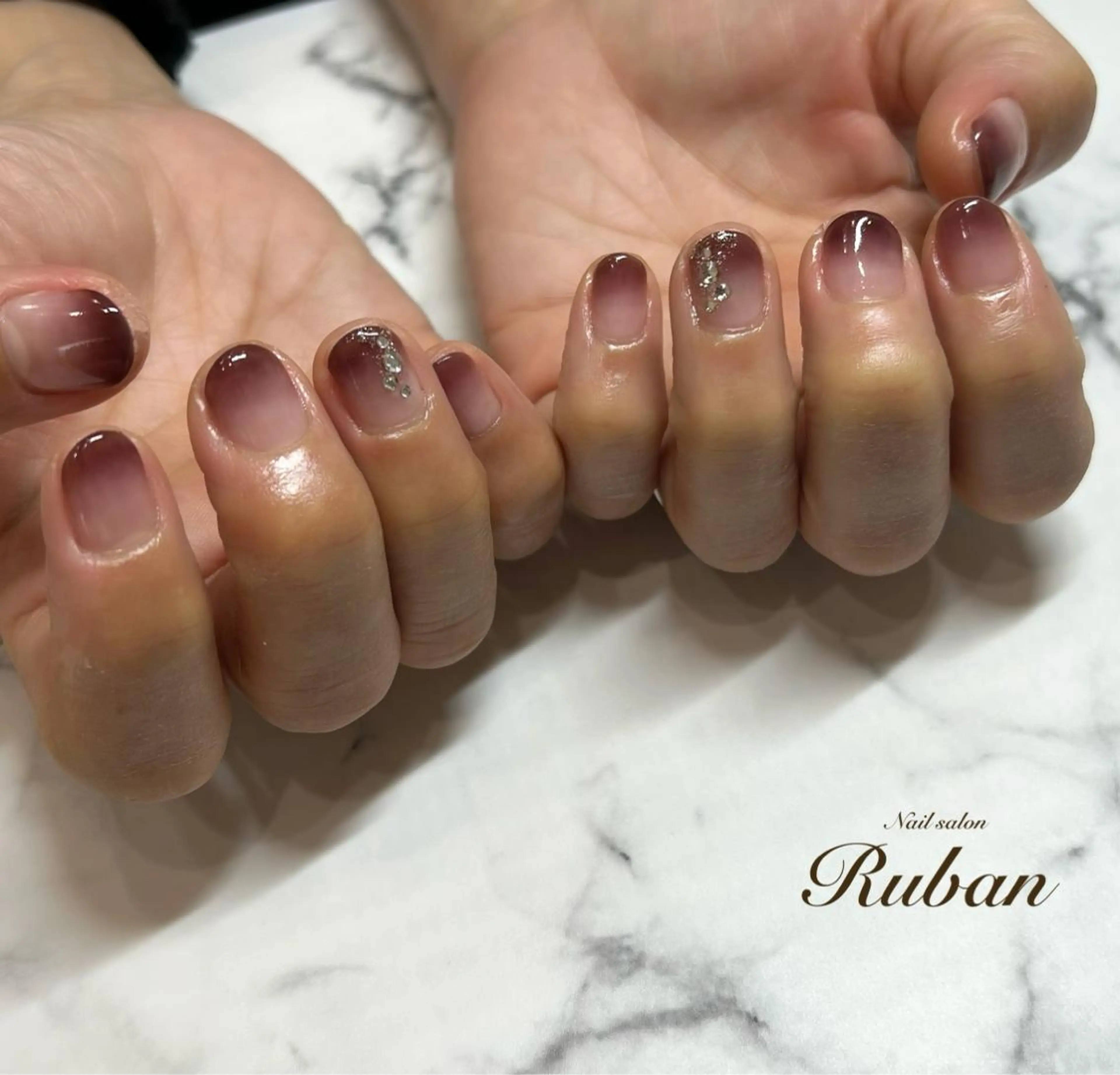 ネイル ブラウン グラデーション Nail salon Rubanのネイルデザイン