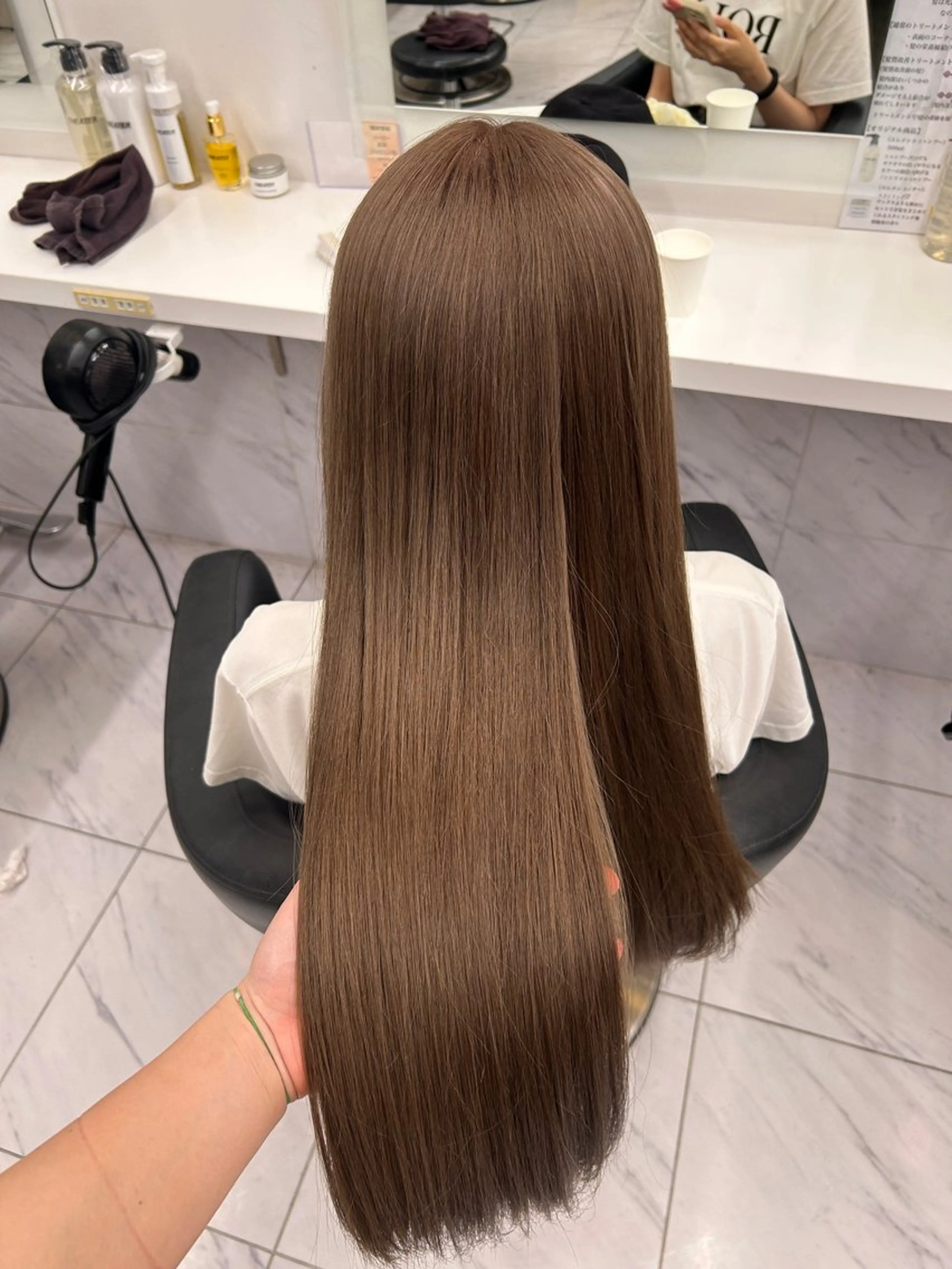 ロング カラー ヘアカラー トリートメント ヘッドスパ ヘアセット 🥯縮毛/レイヤー/ ベージュヘア🥯のヘアスタイル