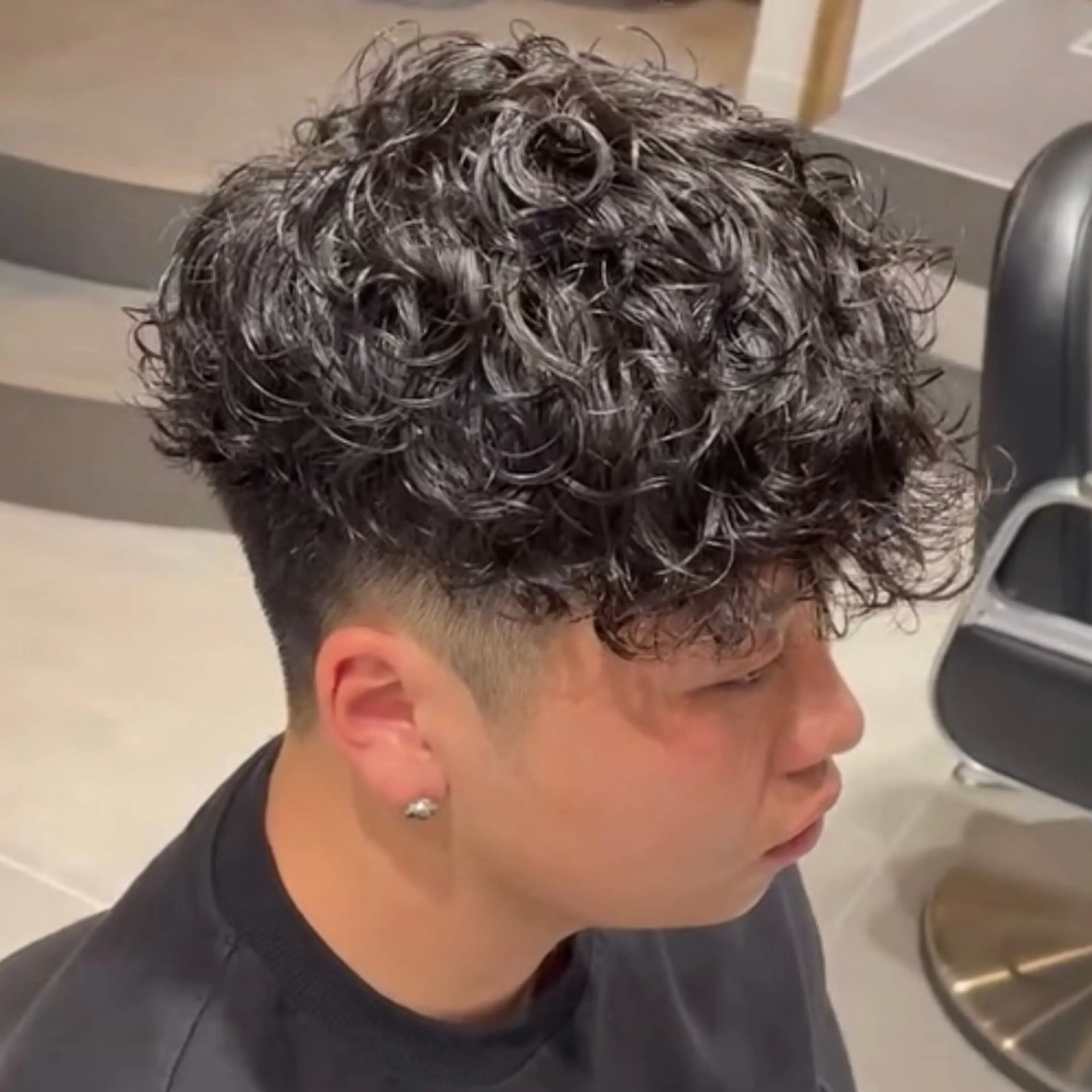 メンズ スペインカール メンズ専門/パーマ 特化/栄/北出瑞貴のヘアスタイル