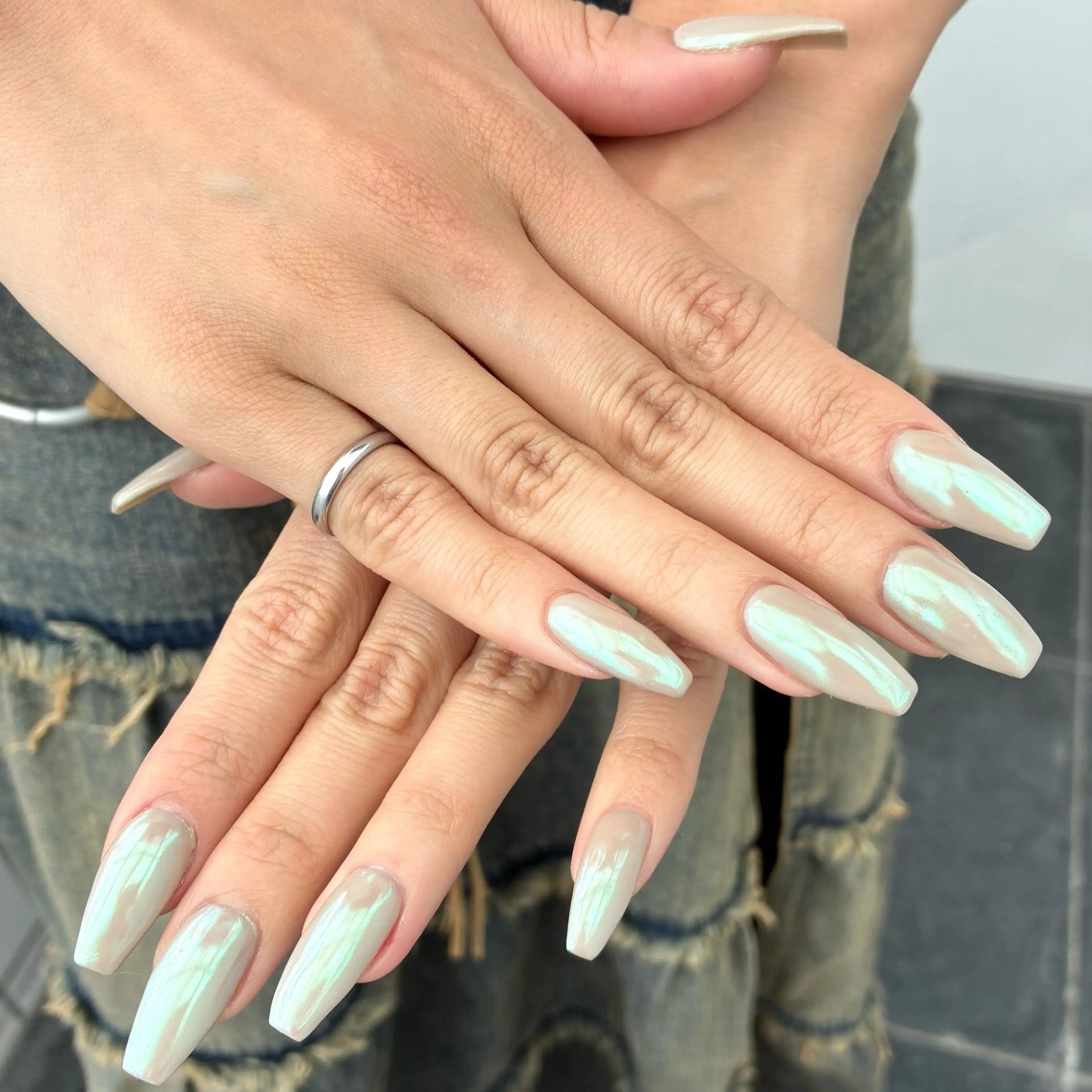 ネイル オーロラネイル ハンドネイル Nail ヌシん家 AKANEのネイルデザイン