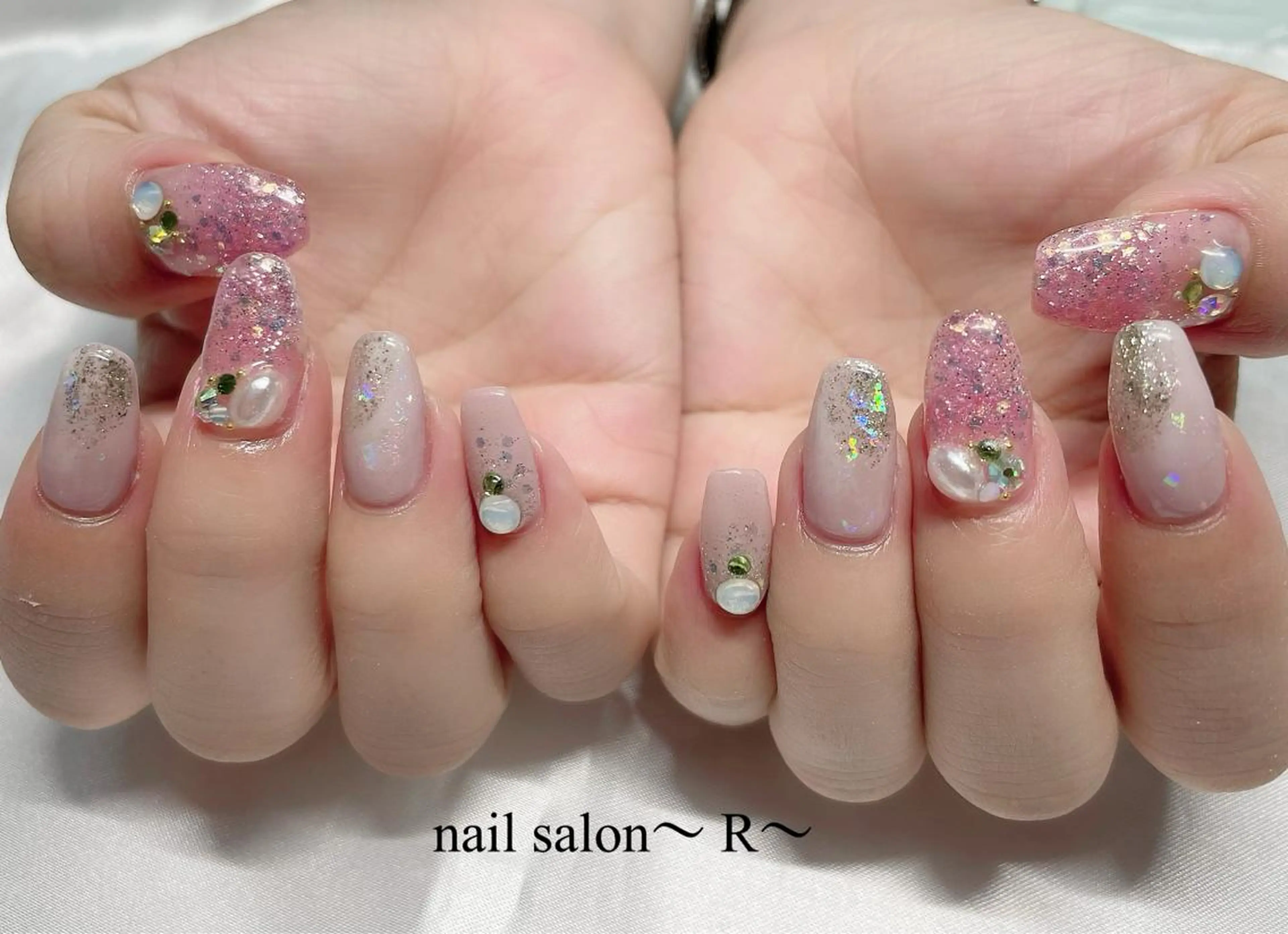 ネイル ハンドネイル 〜 R〜 プライベートサロンのネイルデザイン
