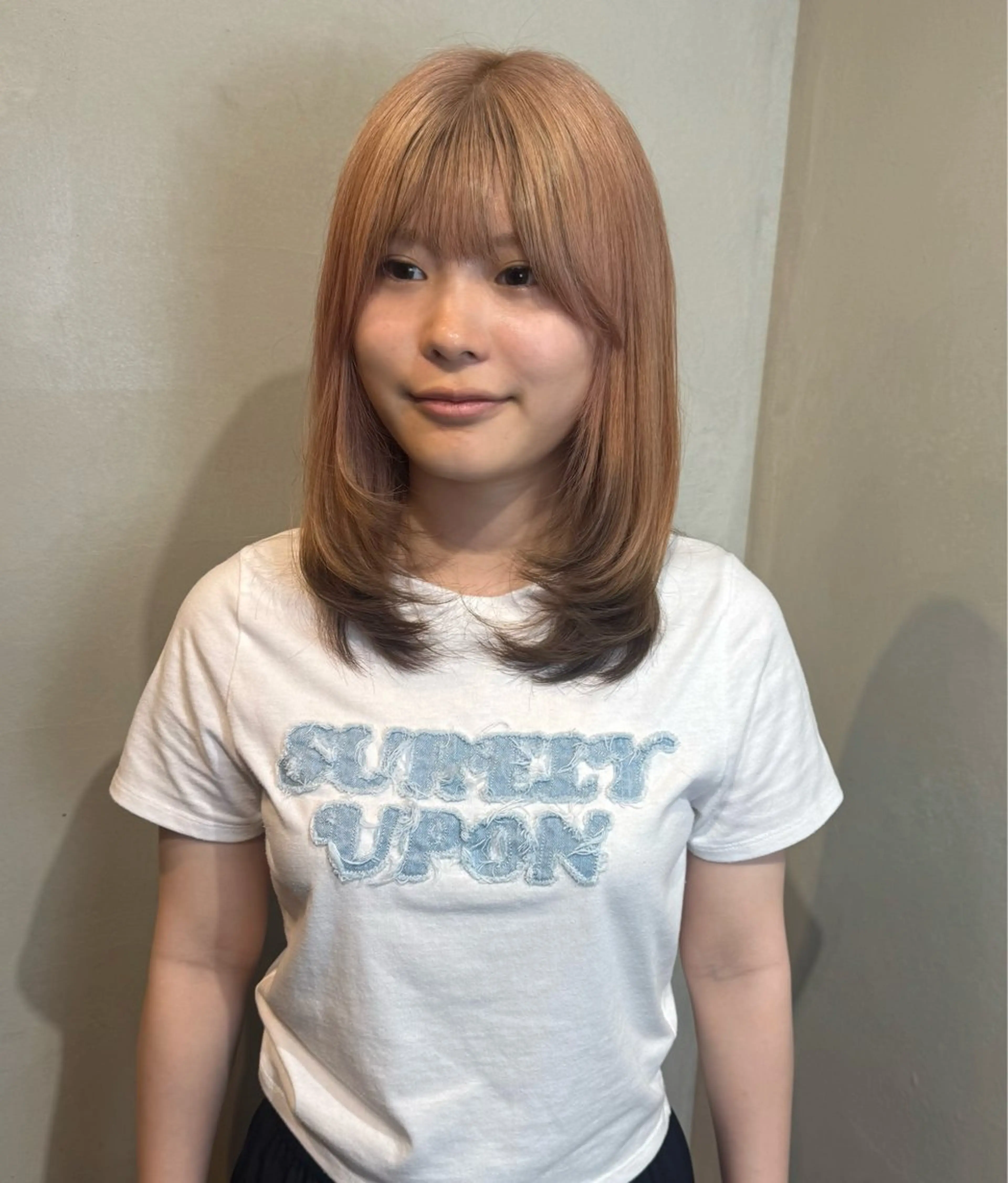 ミディアム カラー ヘアカラー トリートメント 💖ERI💖/酸性 ストレートNo.1のヘアスタイル