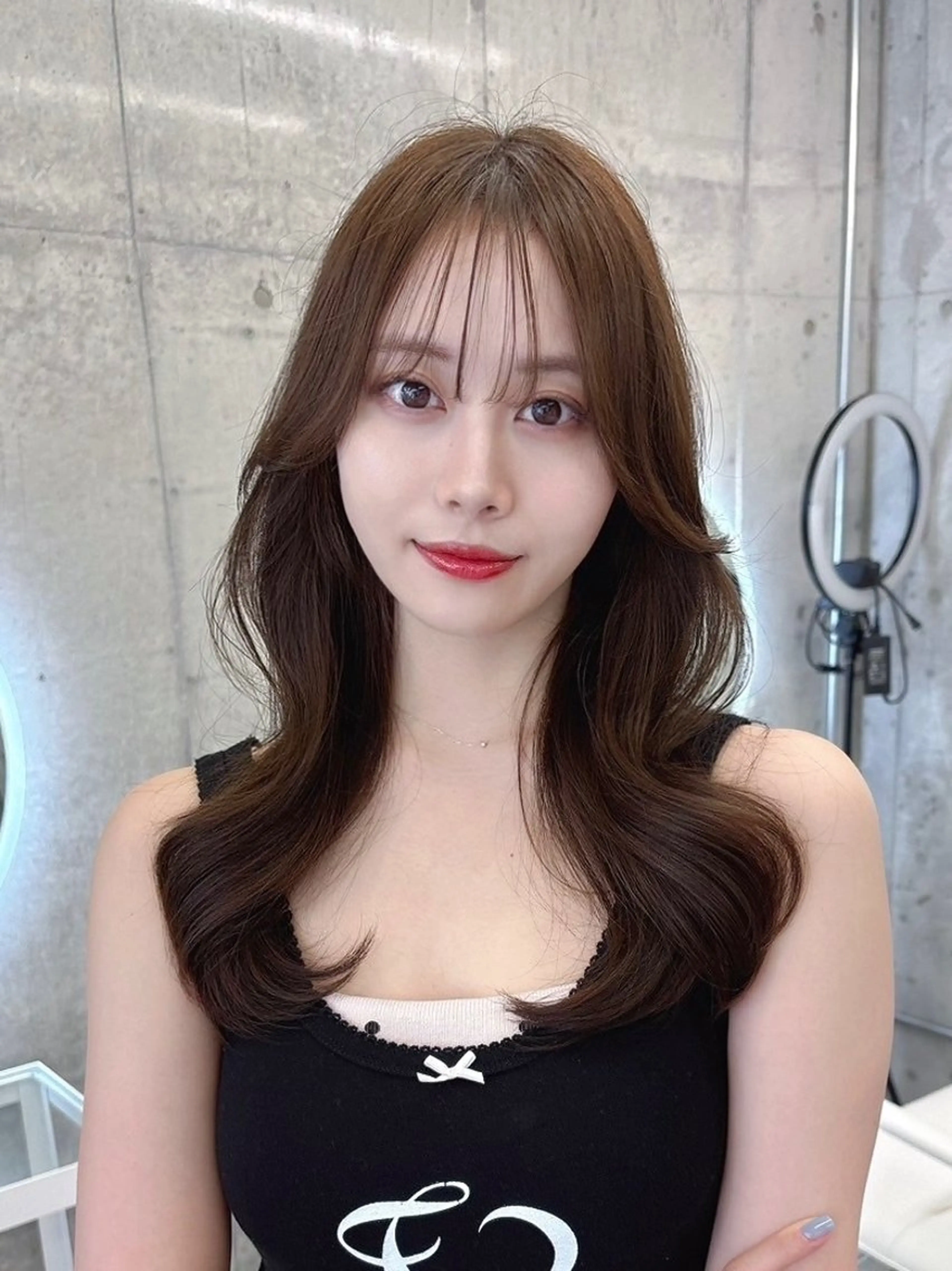ロング カラー レイヤーカット 透明感カラー表参道のヘアスタイル