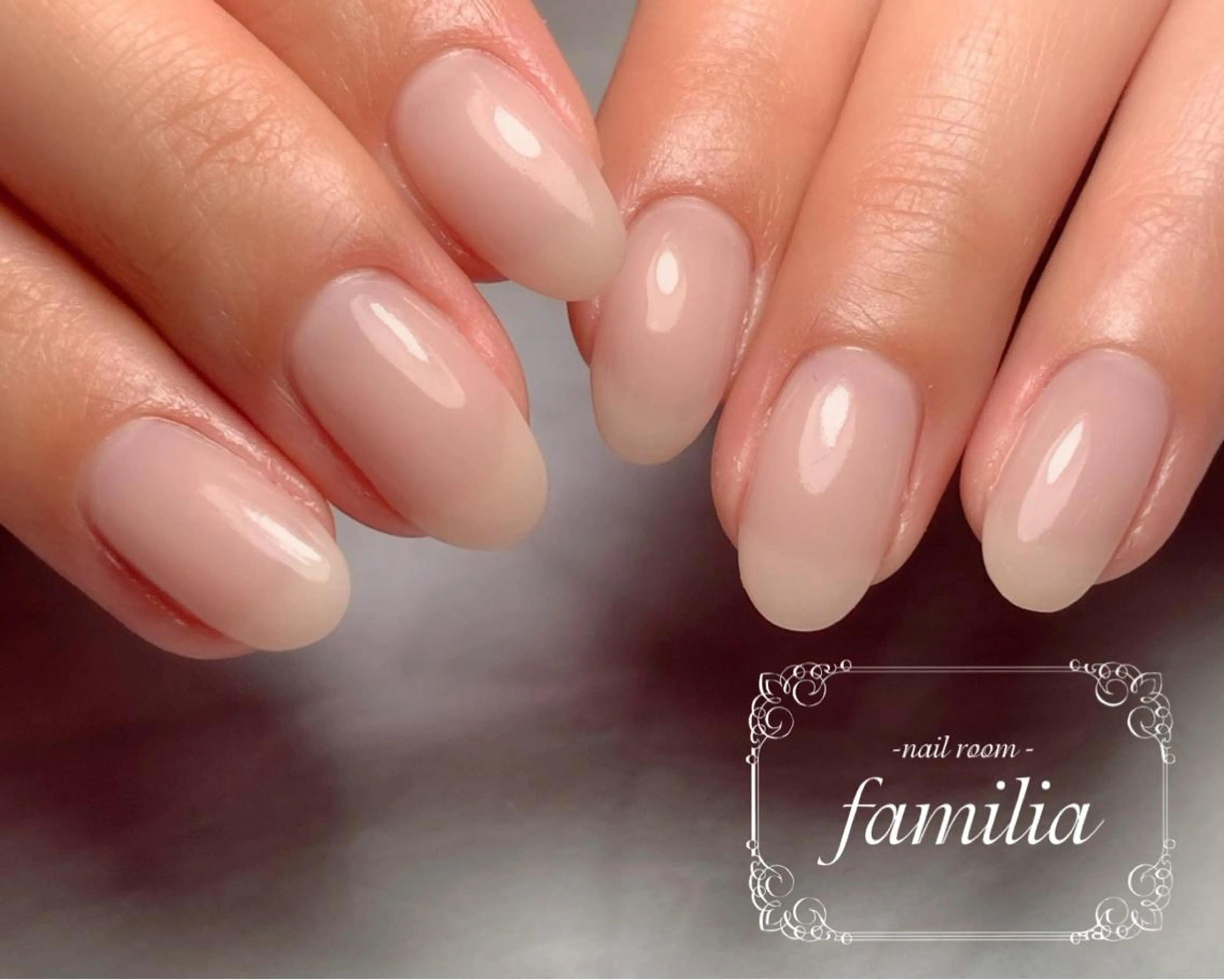 ネイル ハンドネイル -nailroom- familiaのネイルデザイン