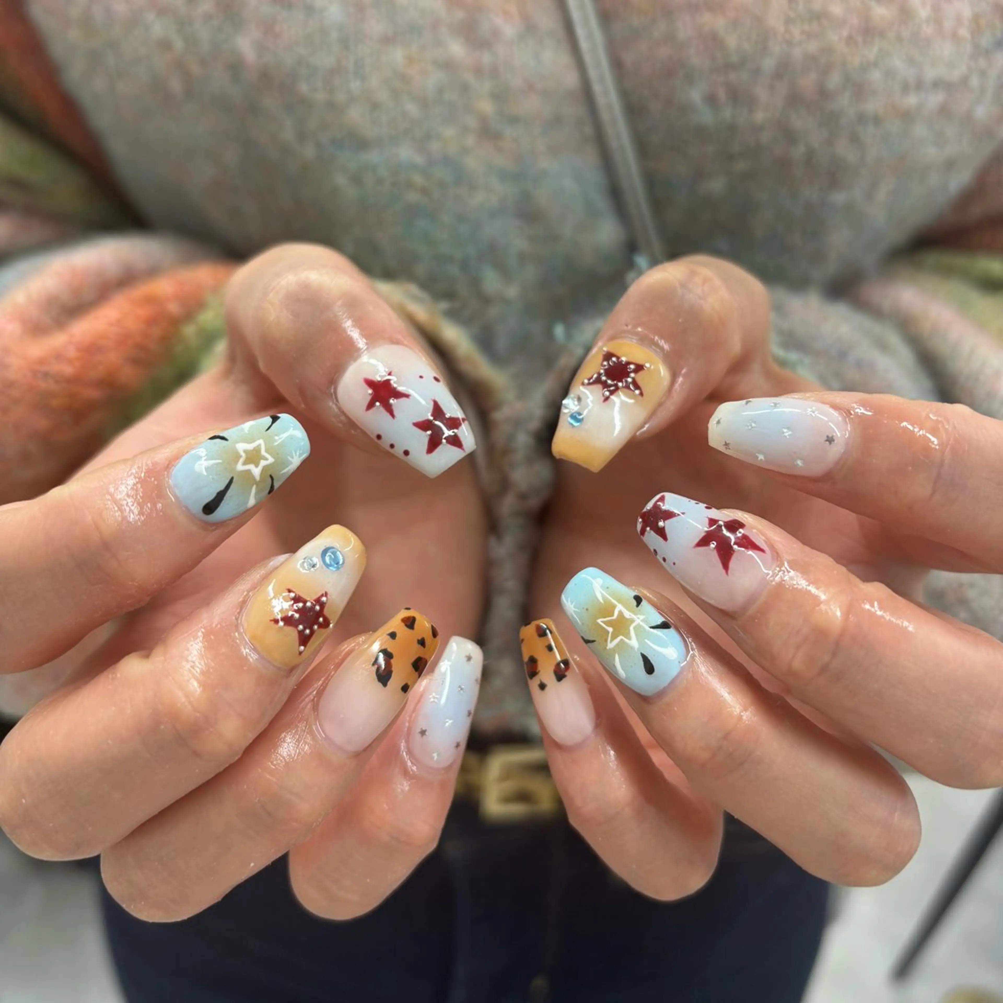 ネイル ハンドネイル yuria 🎀海外ネイル🌺のネイルデザイン