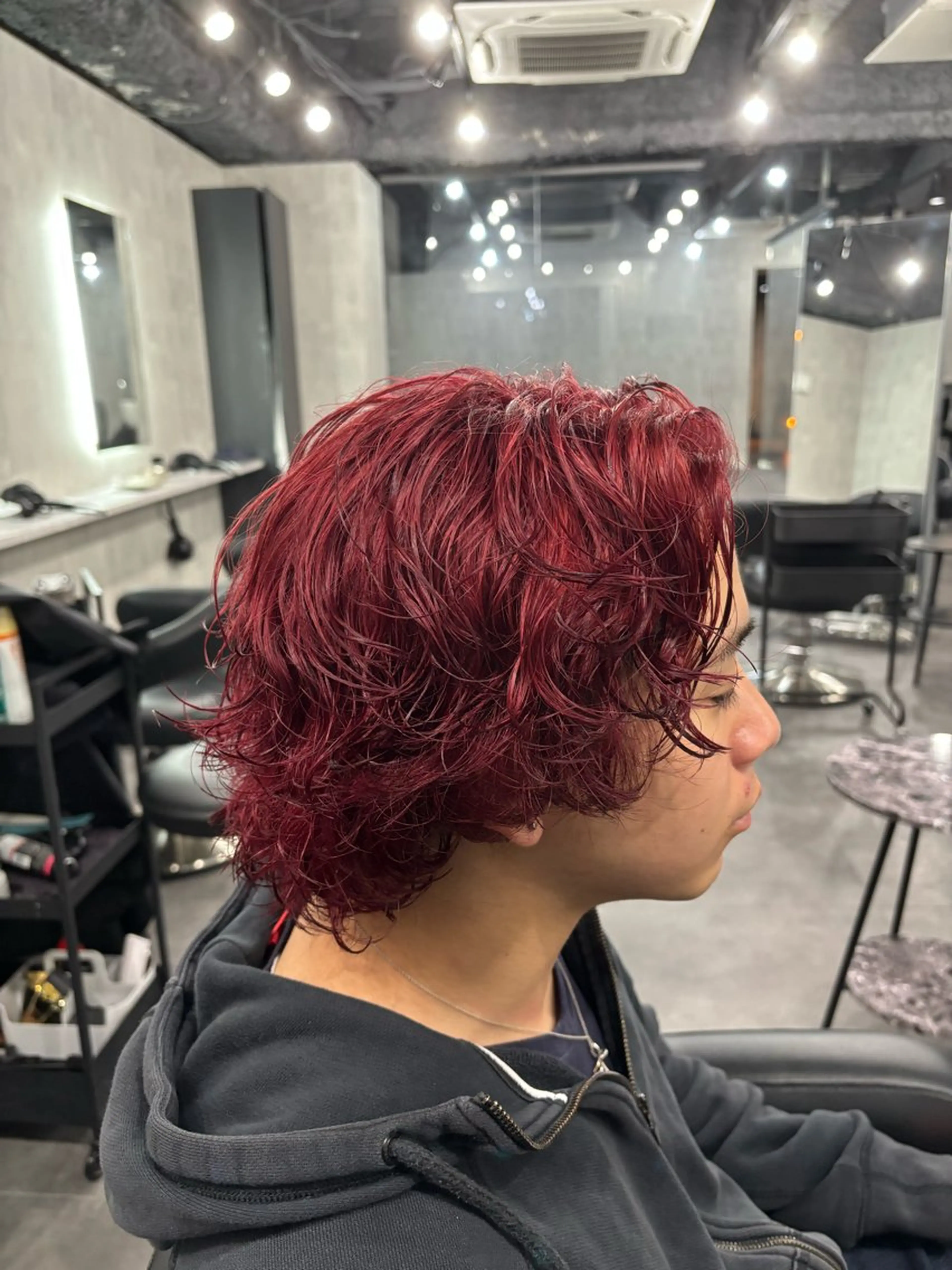 ショート ヘアカラー 山下 新士のヘアスタイル