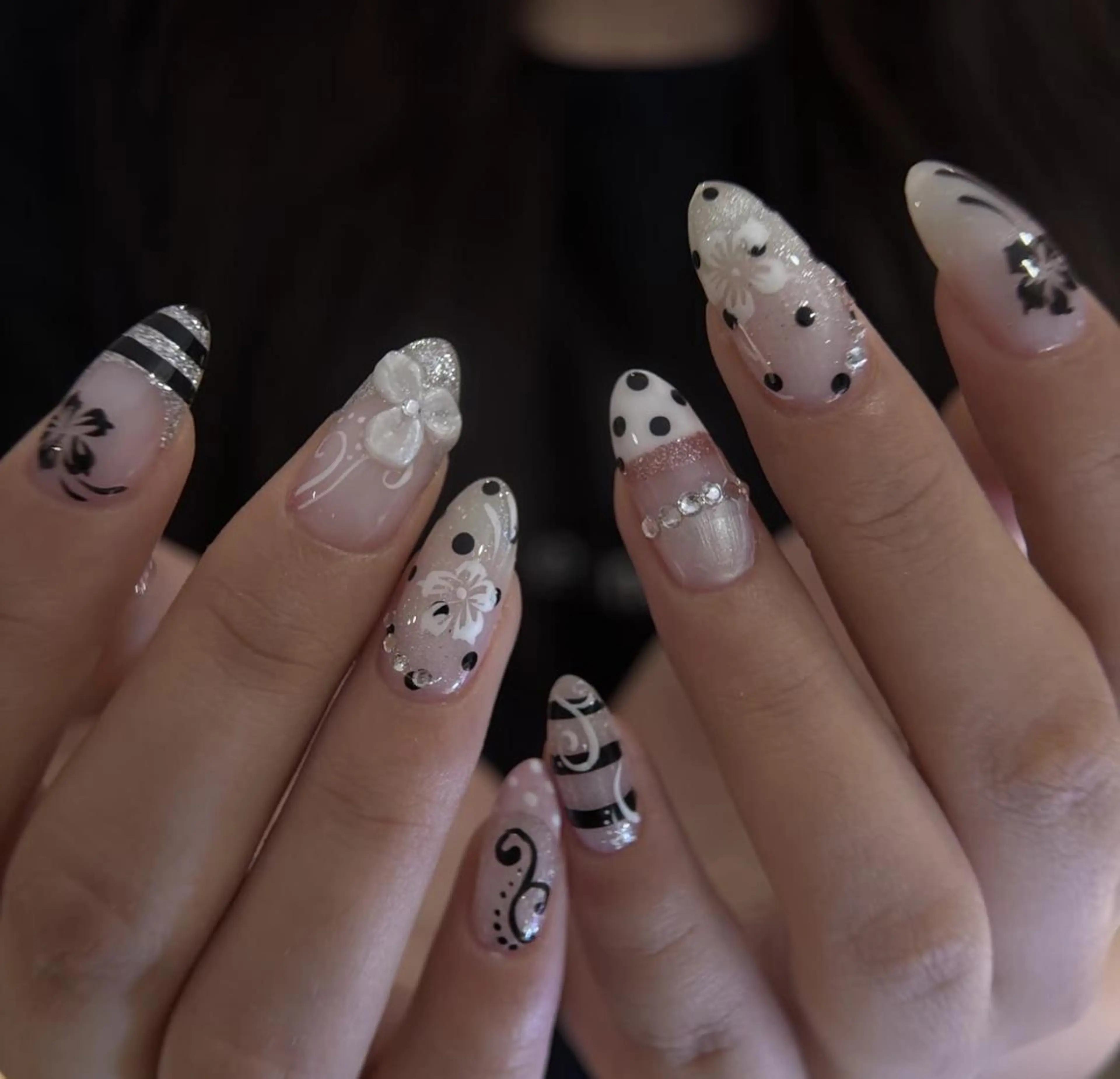 ネイル ハンドネイル エリ🫧 nail池袋東口のネイルデザイン