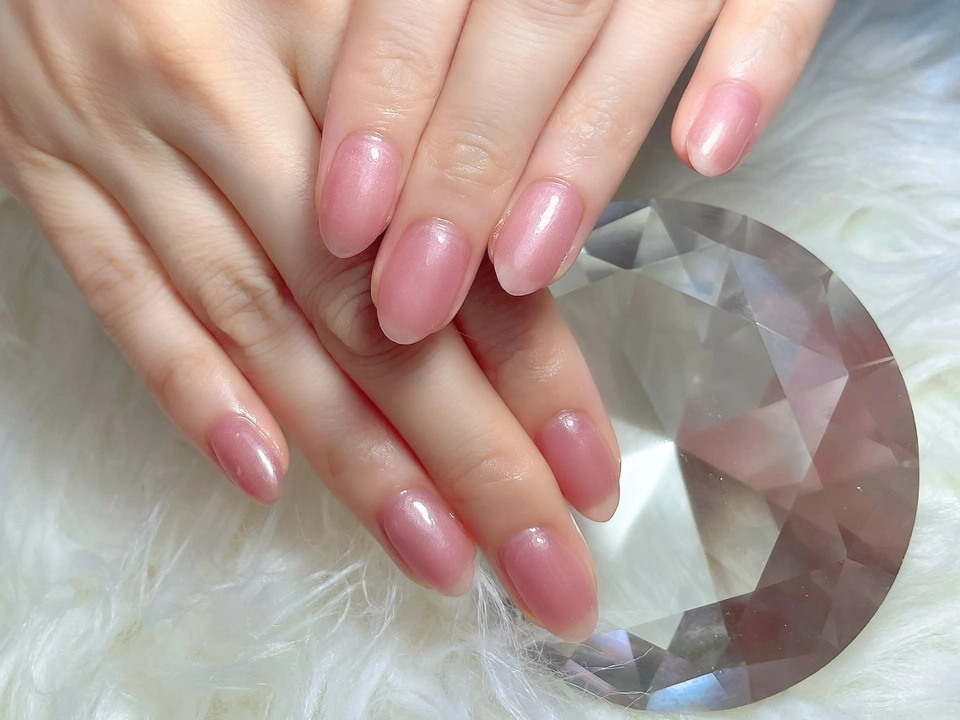 ネイル WHITE NAIL 大島のネイルデザイン