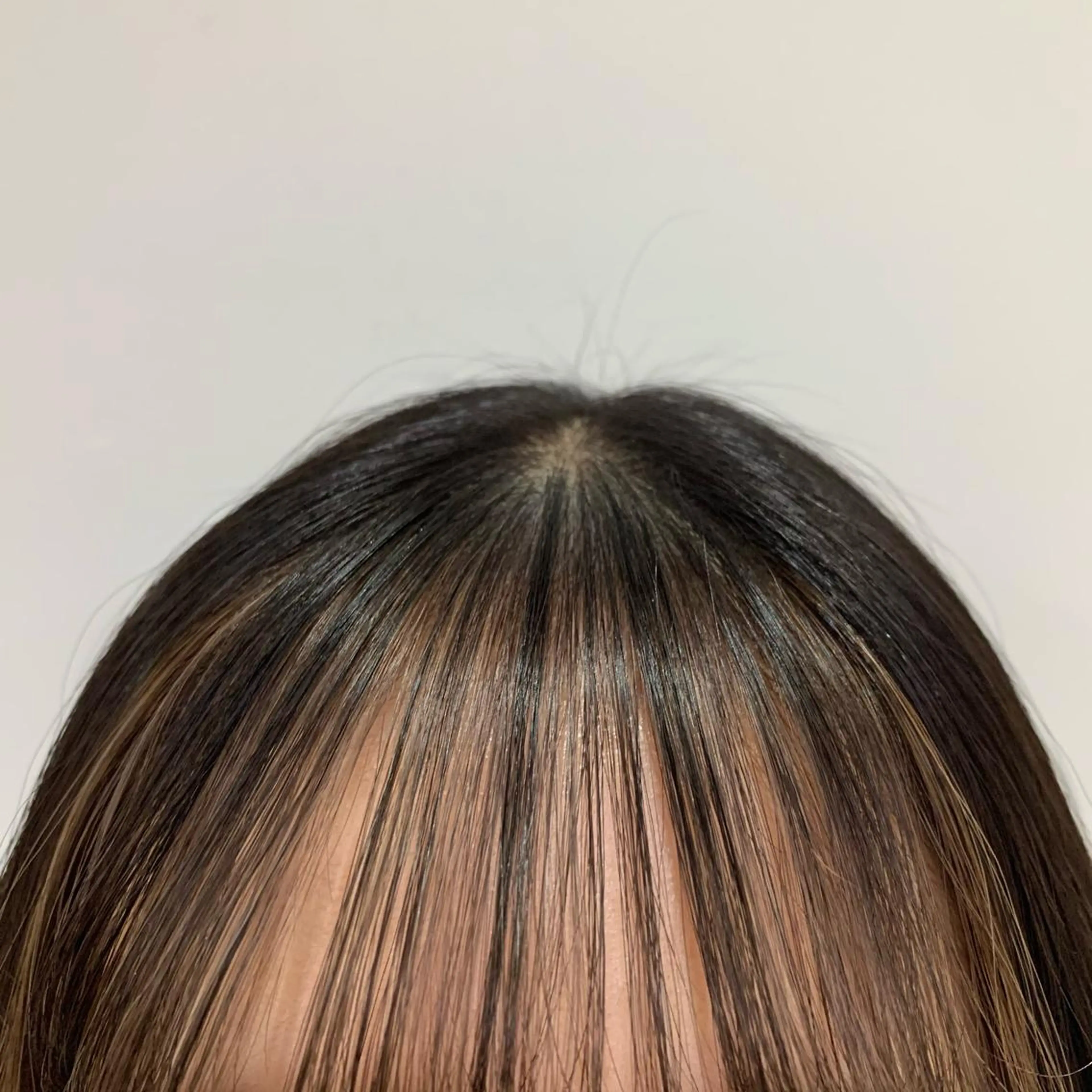 カラー 田中 優衣のヘアスタイル