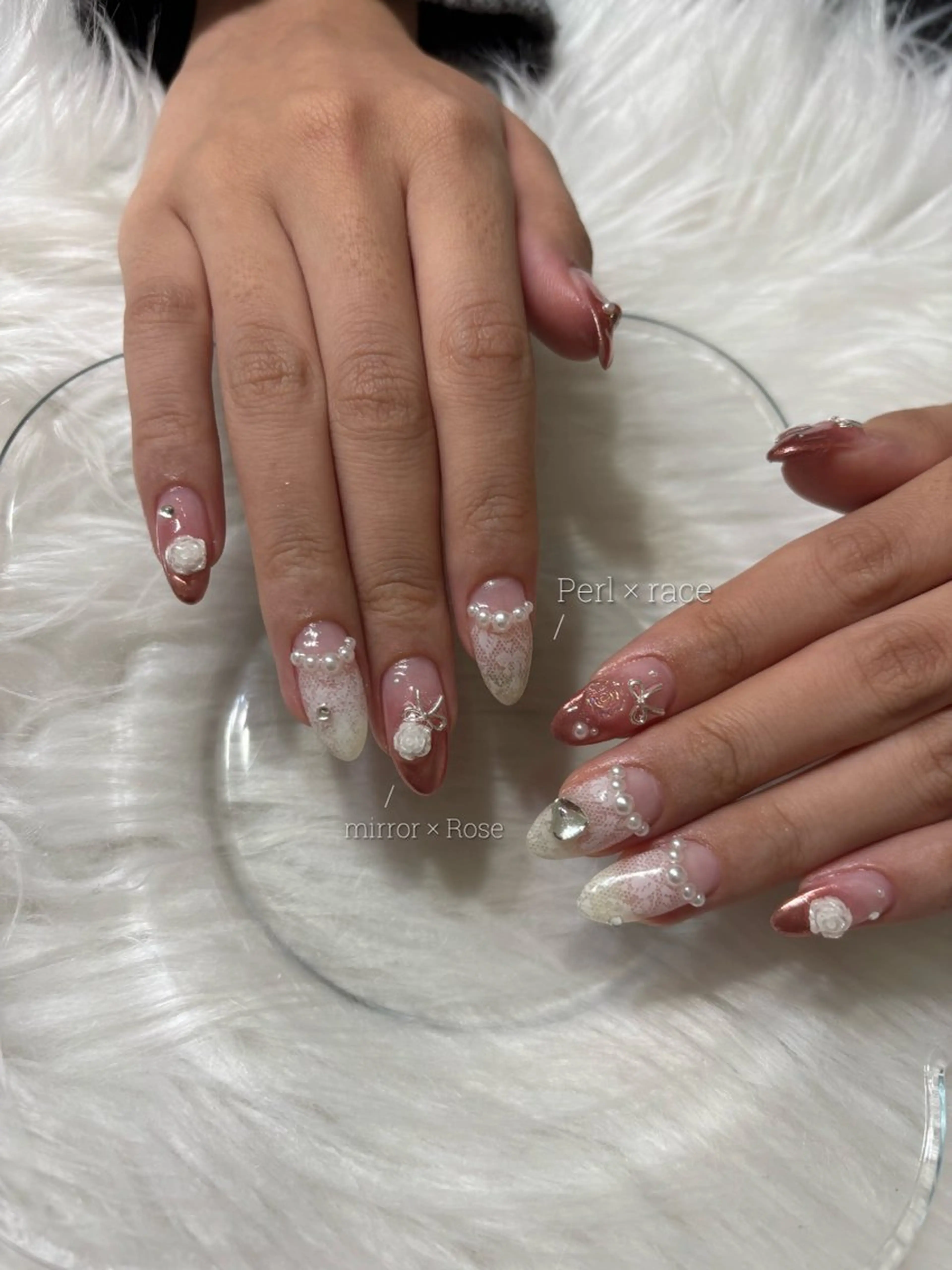 ネイル レース ミラーネイル 🧸takagi🧸 2月受付中/ワンホンのネイルデザイン