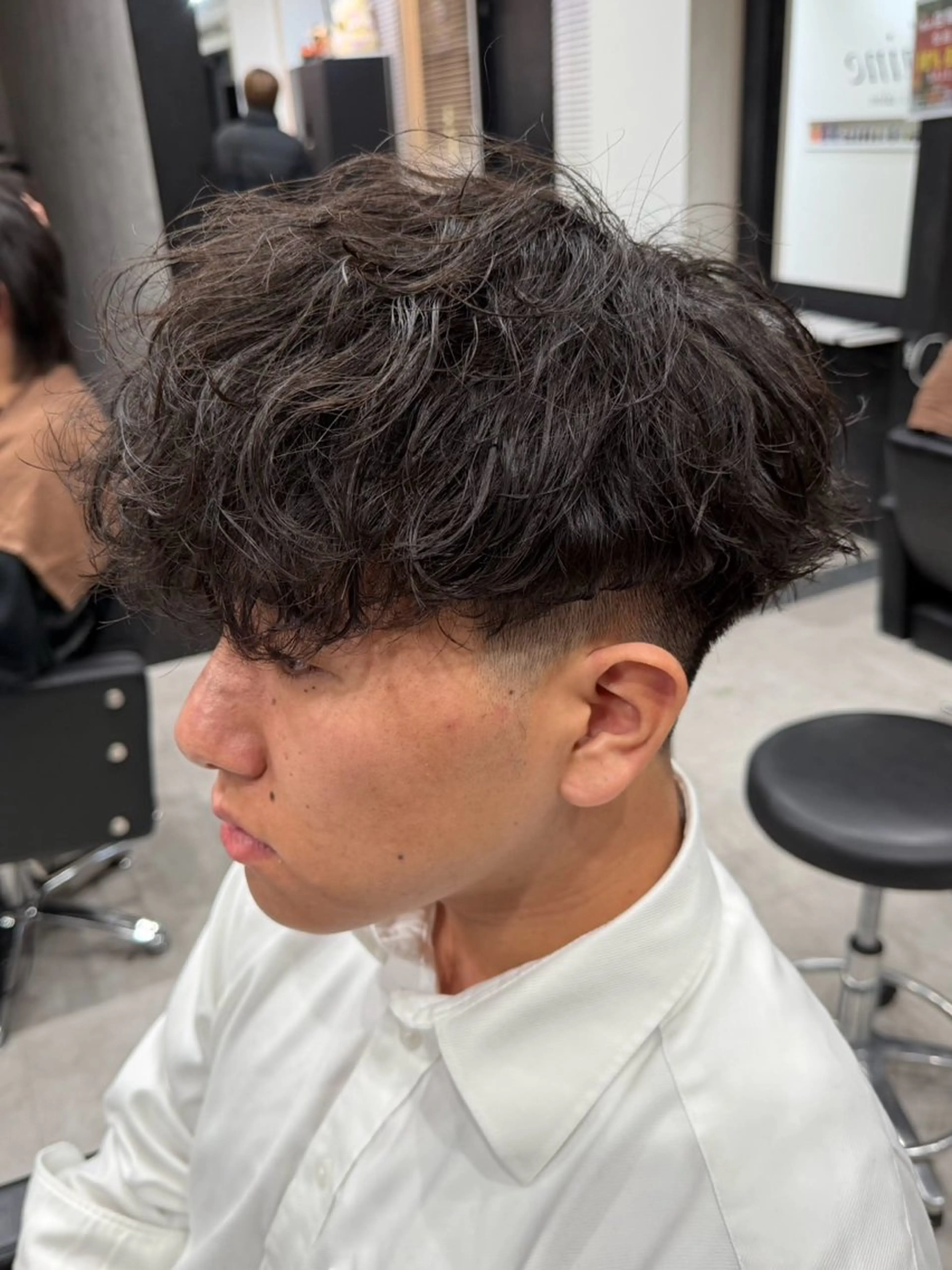ショート パーマ 金子 遥人のヘアスタイル
