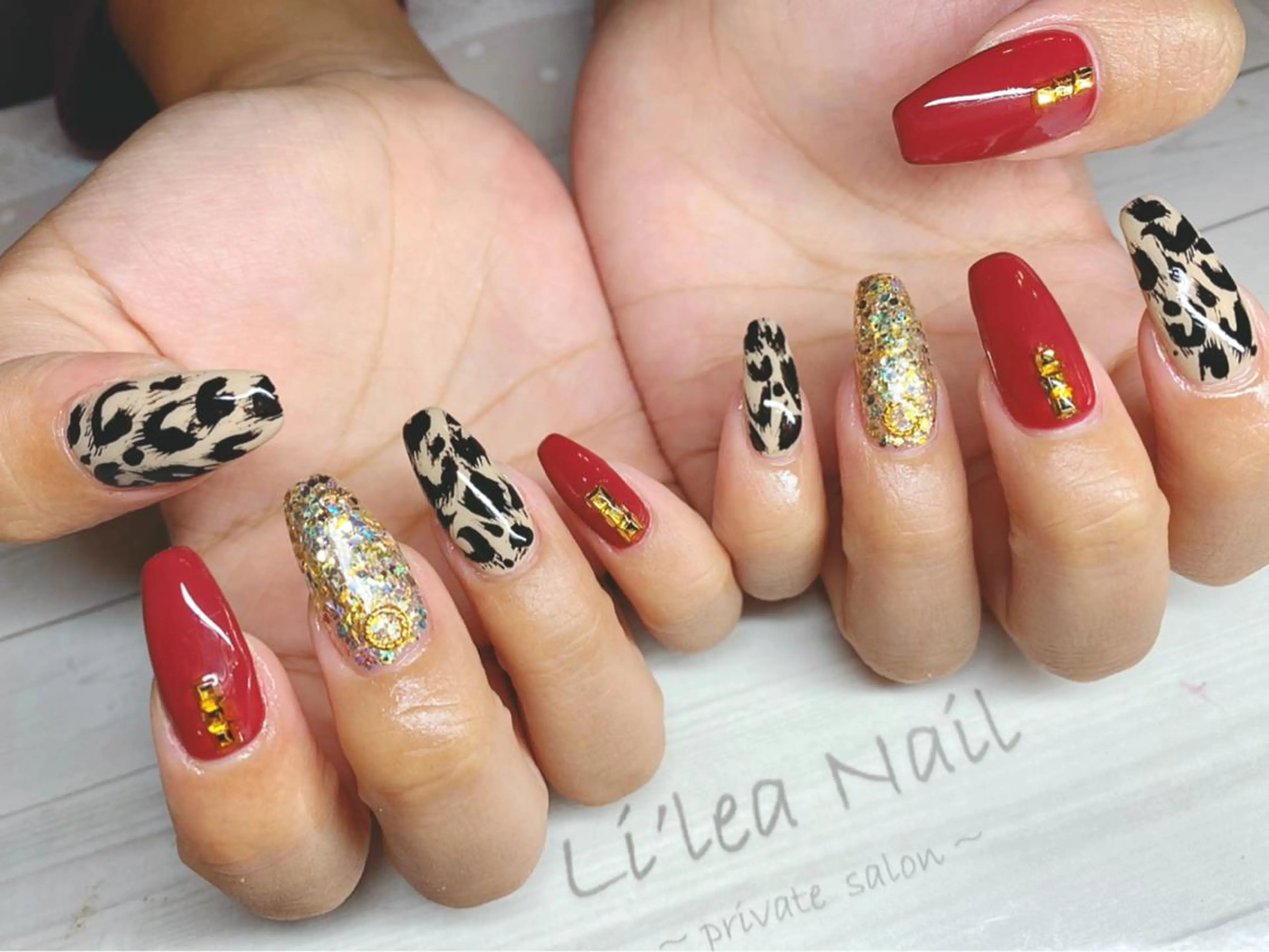 ネイル Li'leaNail AINAのネイルデザイン