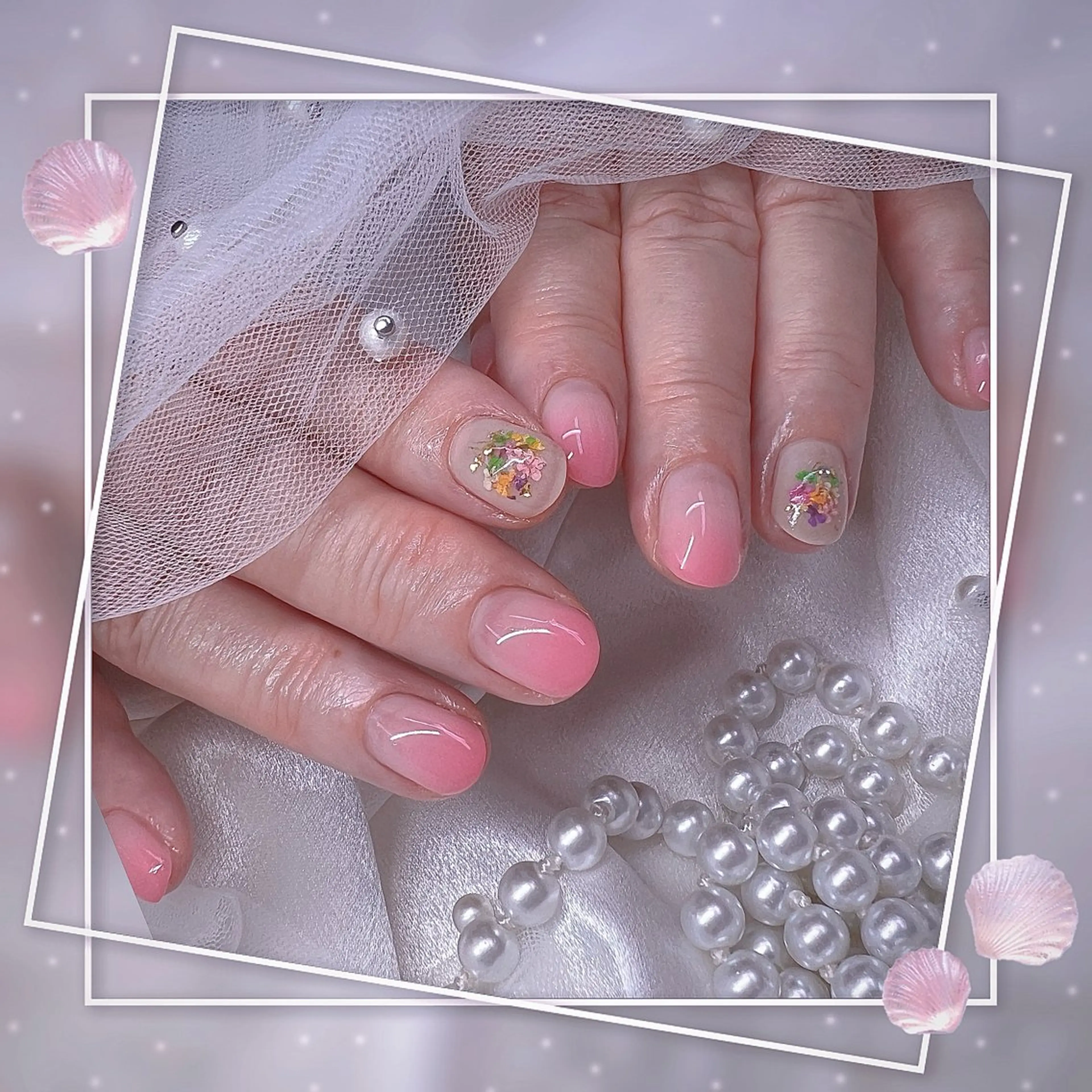 ネイル チークネイル フレンチネイル グラデーション マグネットネイル マグネットフレンチ ハンドネイル Chill Nailsalonのネイルデザイン