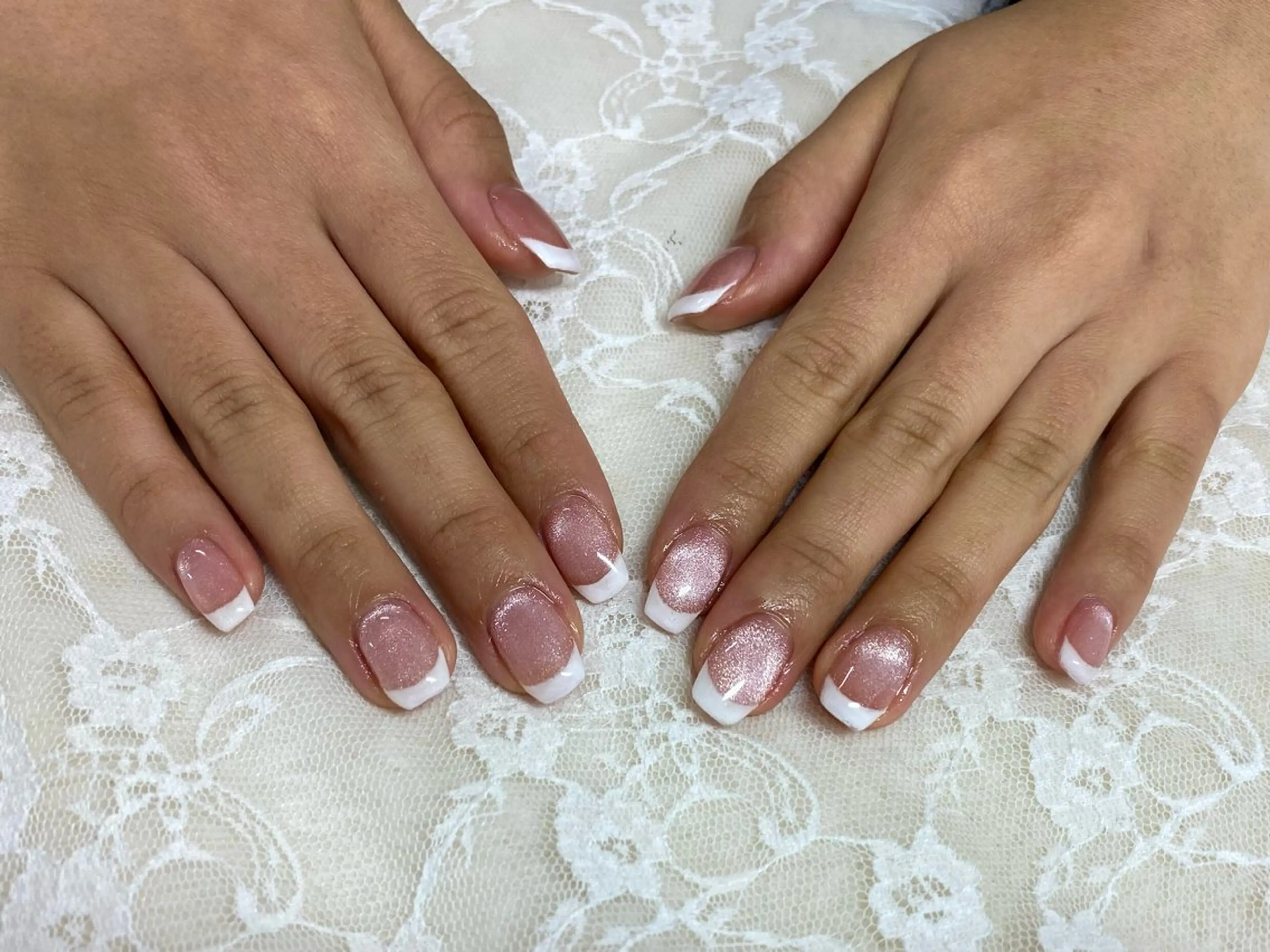 ネイル フレンチネイル ホワイト ハンドネイル ハンドケア 心斎橋Salon Epokkuのネイルデザイン