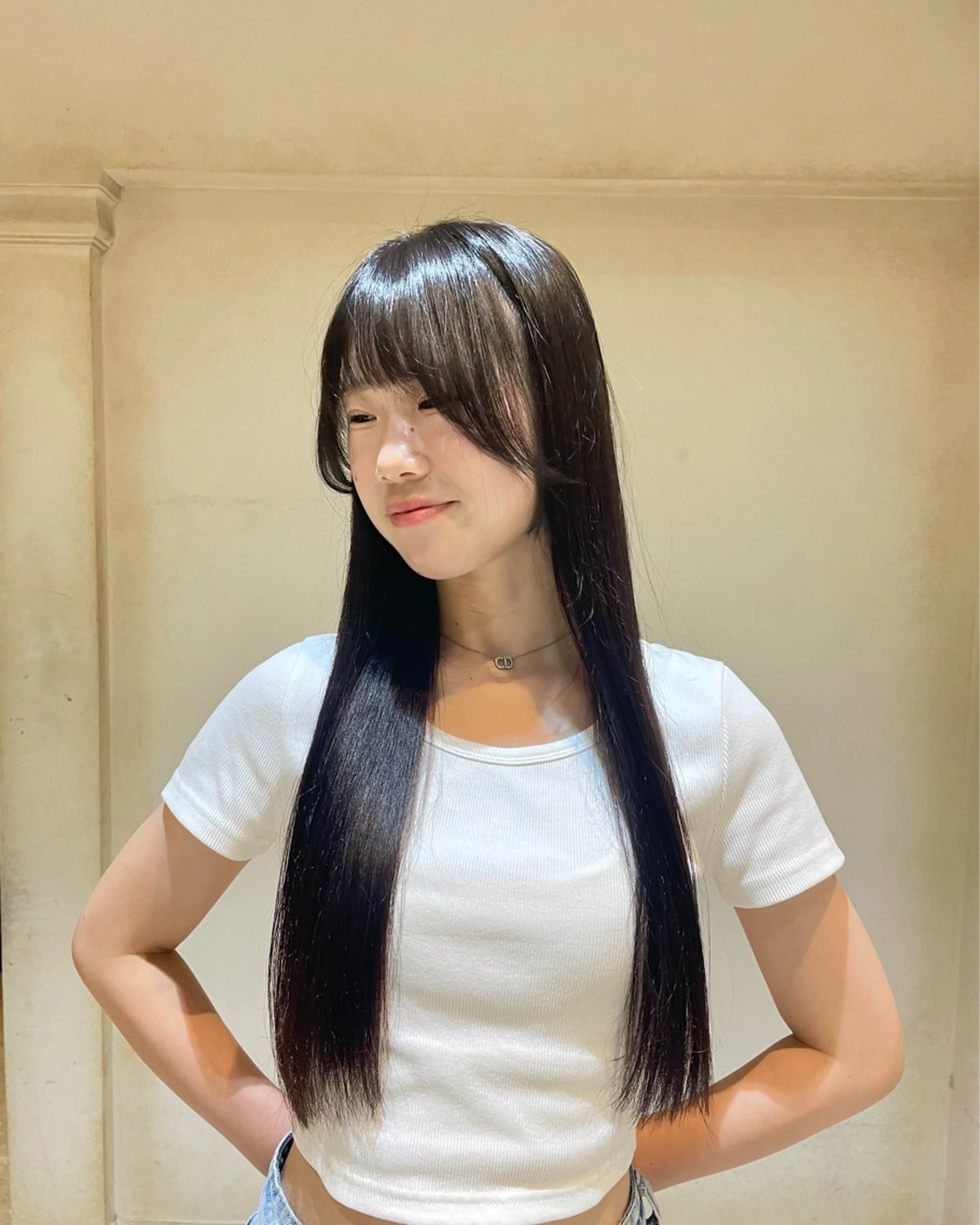 ロング 顔周りカット 長谷 若奈のヘアスタイル