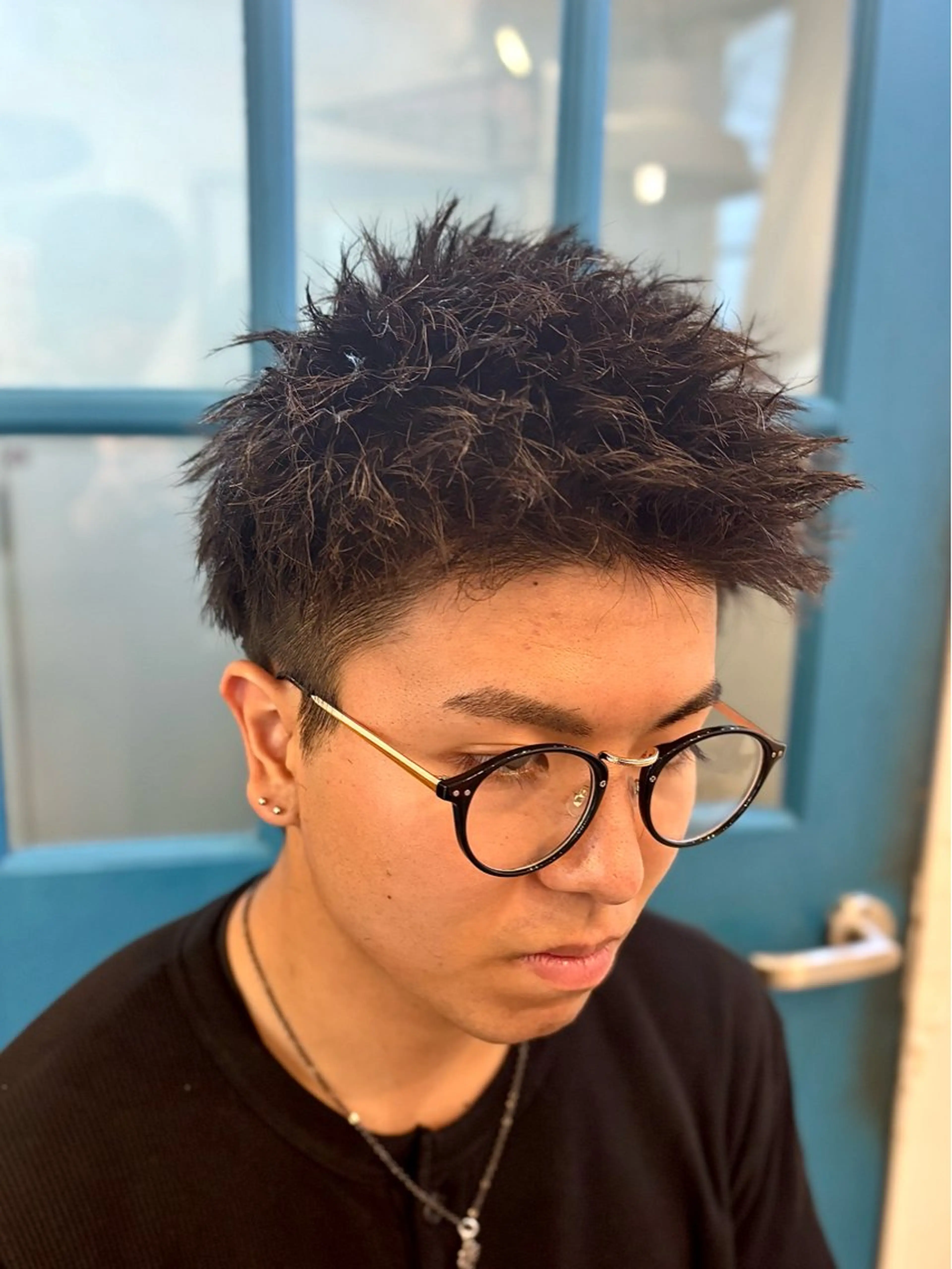 パーマ メンズ スパイキーショート カット パーマ トリートメント ショート、韓国メンズ ヘアのかつらぎのヘアスタイル