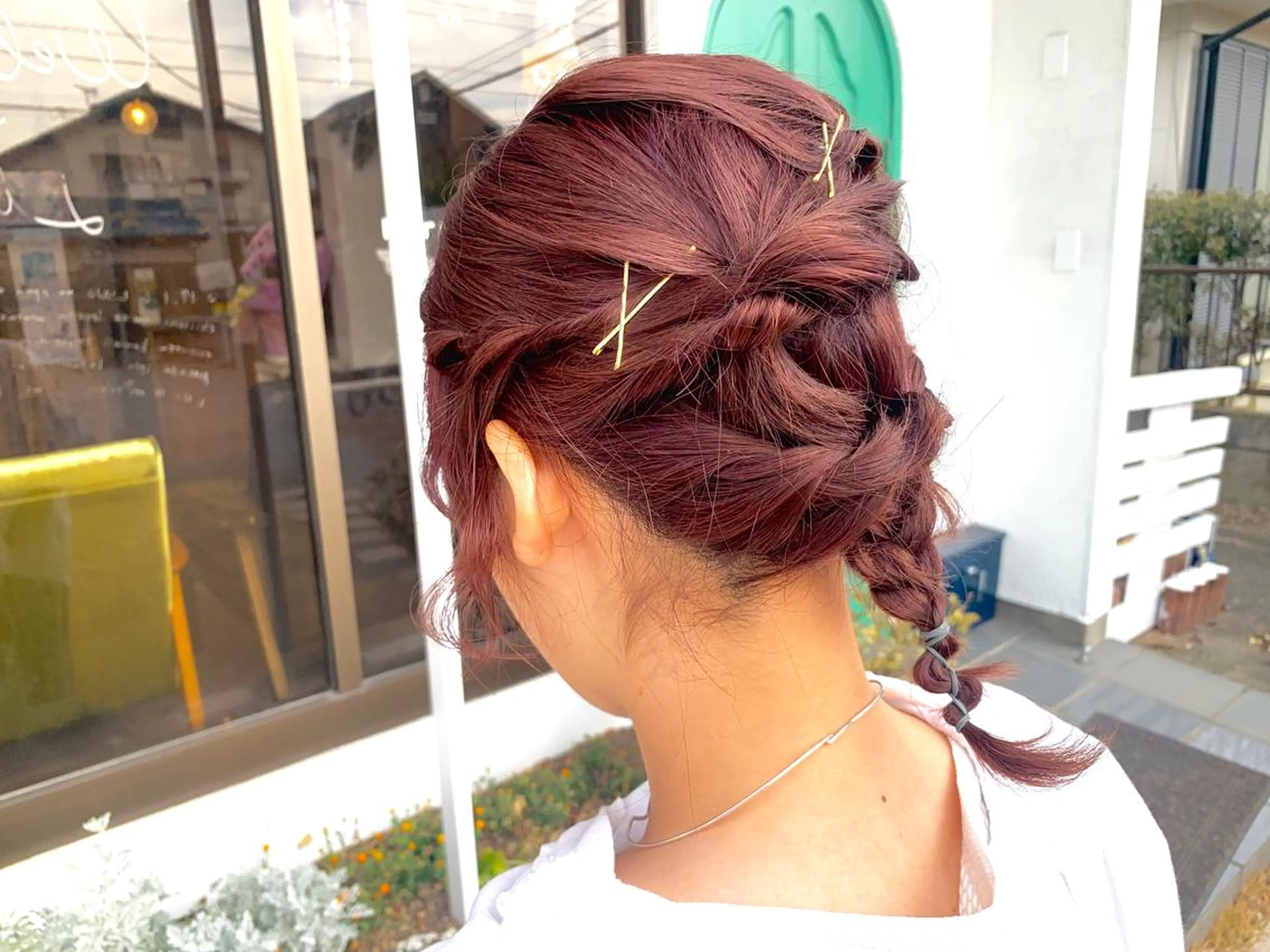 ミディアム カラー ピンクカラー ピンクパープル パープルカラー ヘアカラー 佐藤 美咲のヘアスタイル