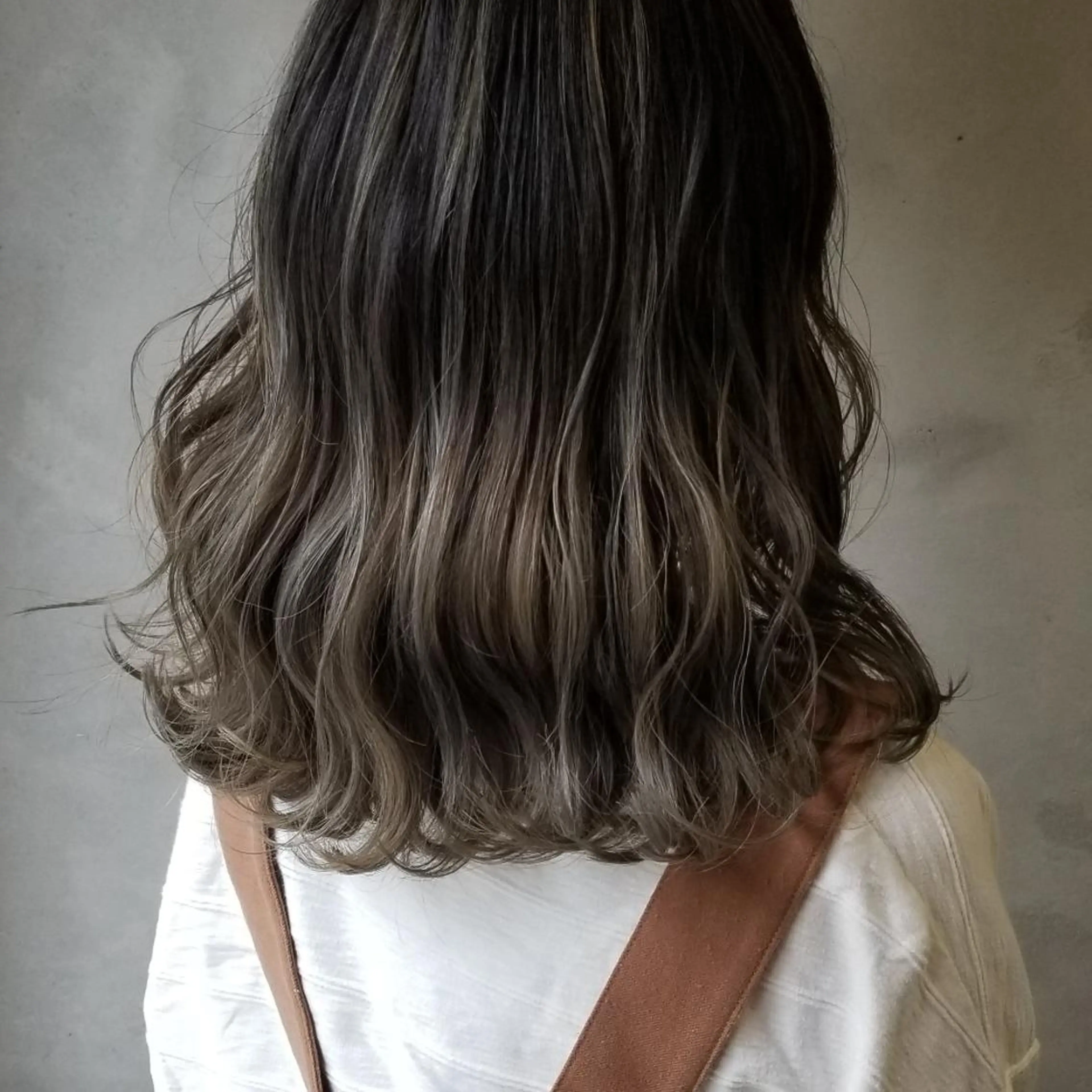 ミディアム ヘアカラー Le Lien カジのヘアスタイル