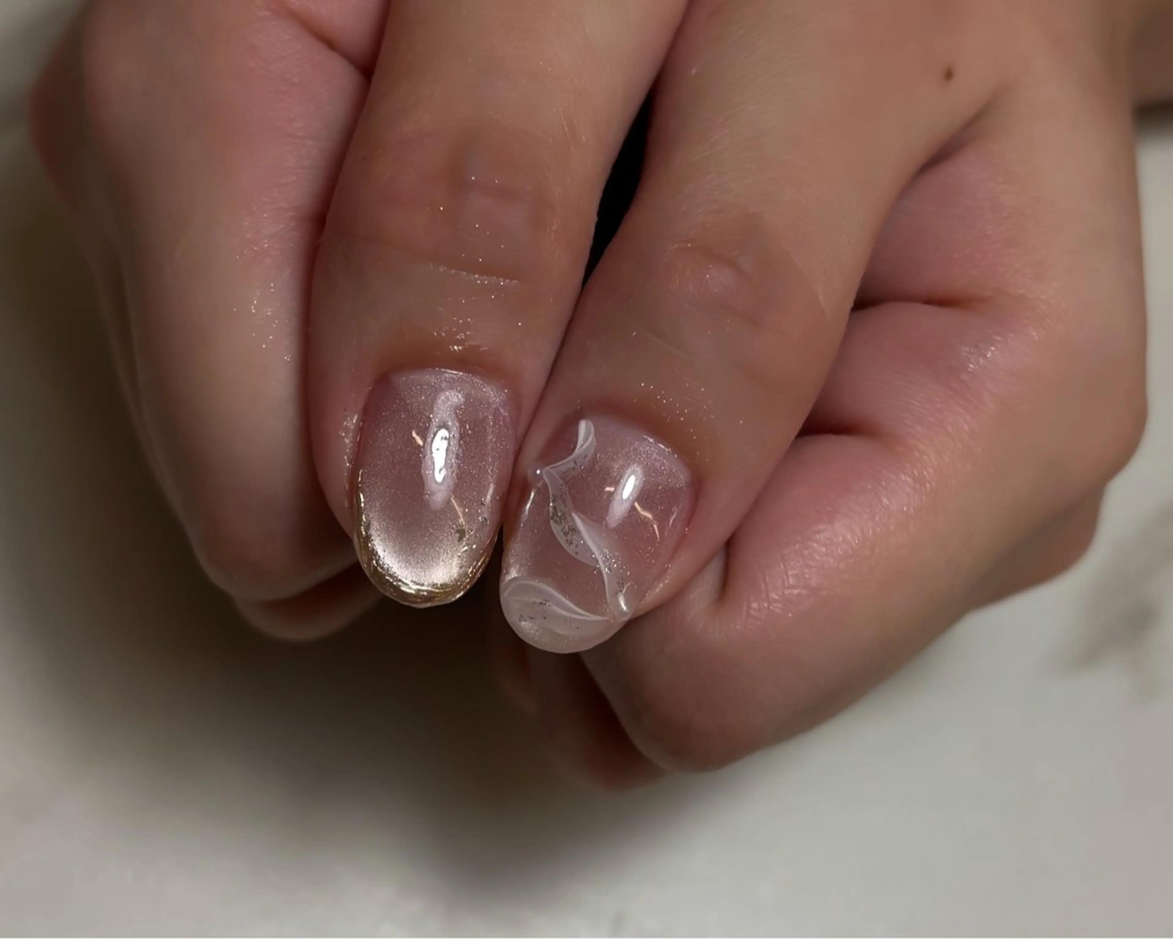 ネイル マグネットネイル ニュアンスネイル 春ネイル ワンホンネイル ハンドネイル zuki🌔nail ┆堺筋本町・心斎橋のネイルデザイン