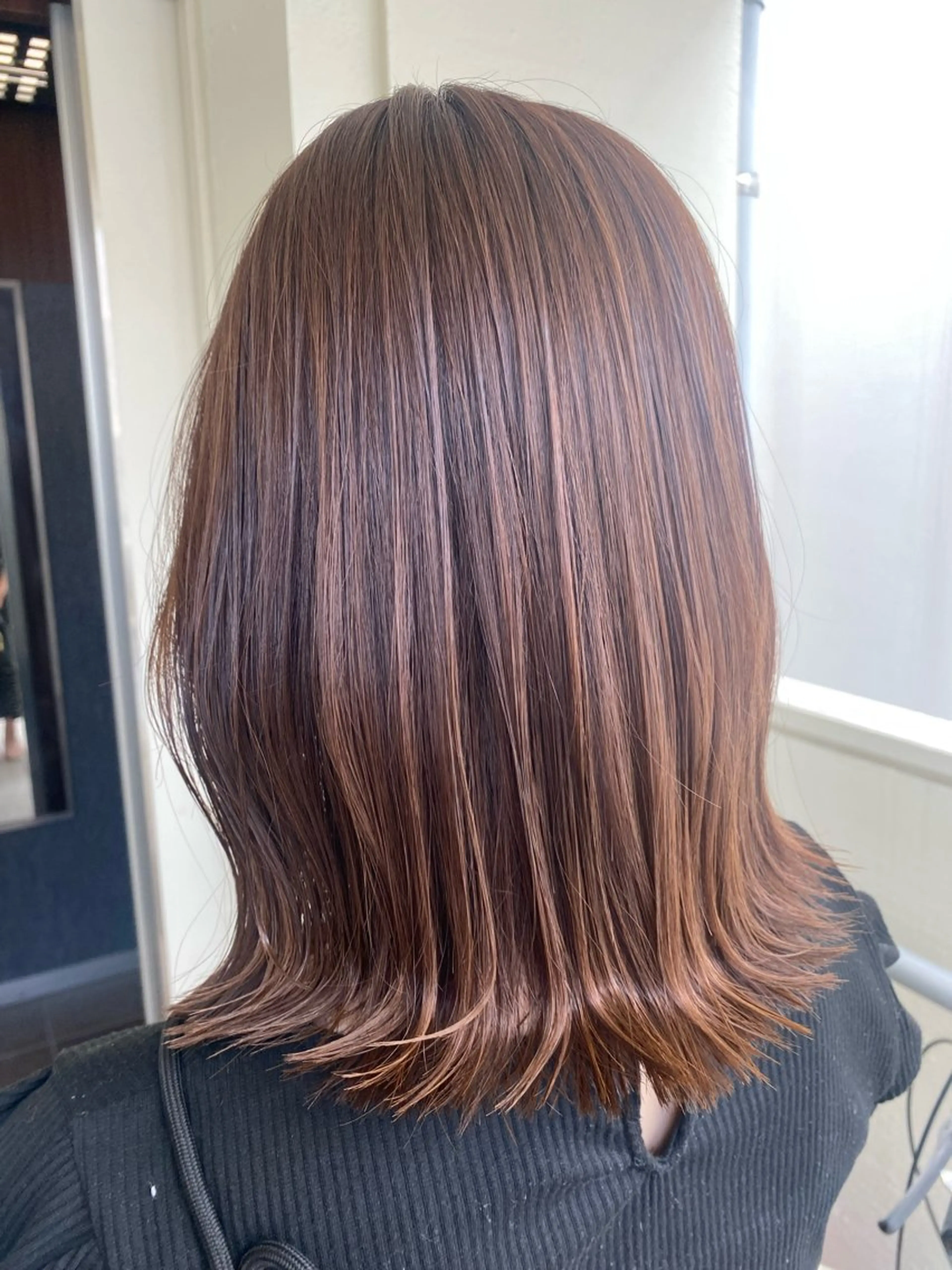 ミディアム カラー 透明感カラー ダブルカラー ハイライトカラー イルミナカラー インナーカラー misa🫧ナチュラ ル縮毛矯正/髪質改善のヘアスタイル