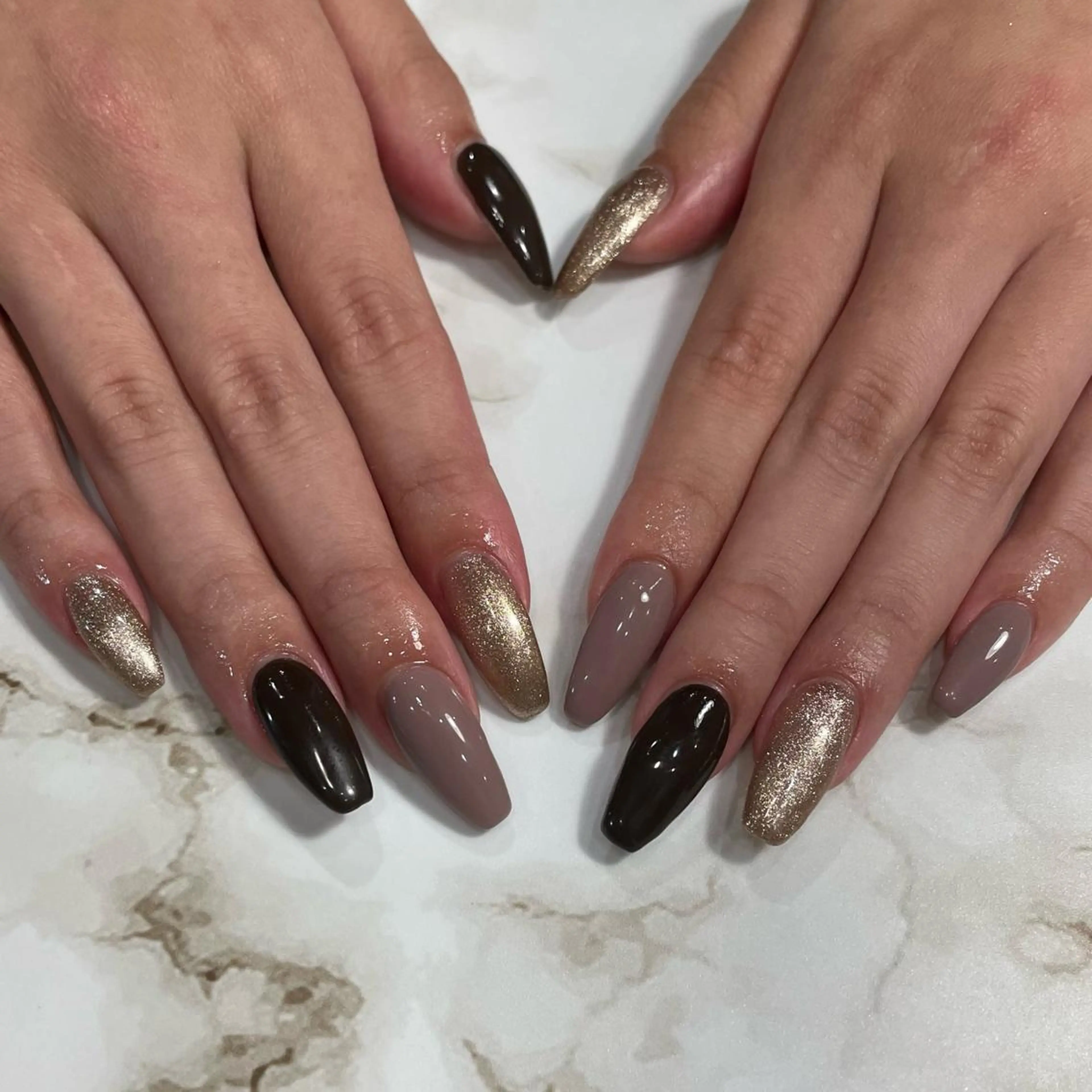 ネイル Azusa🩵 ネイル💅🏻南森町のネイルデザイン