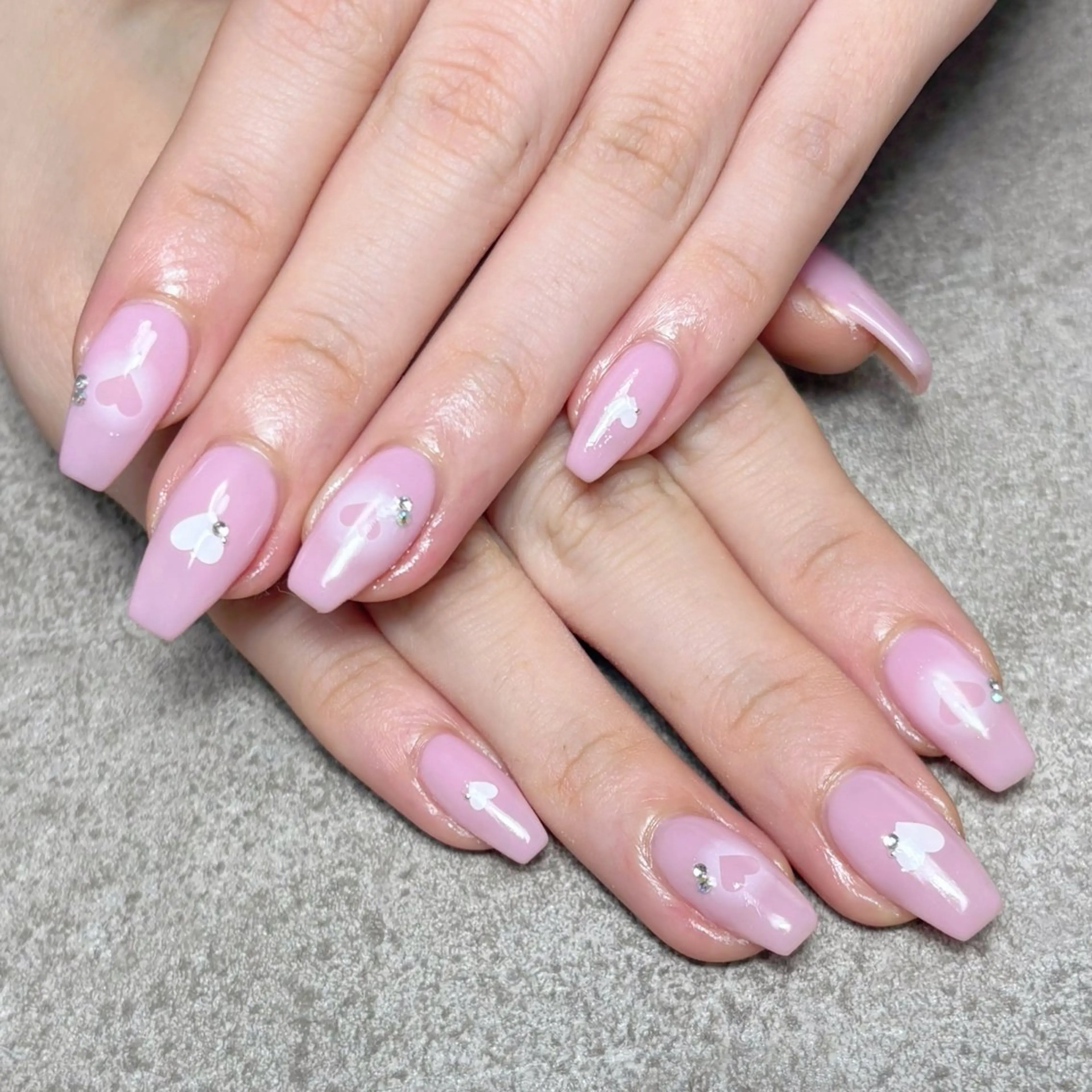 ネイル ハンドネイル nailroom DIASOMNIAのネイルデザイン