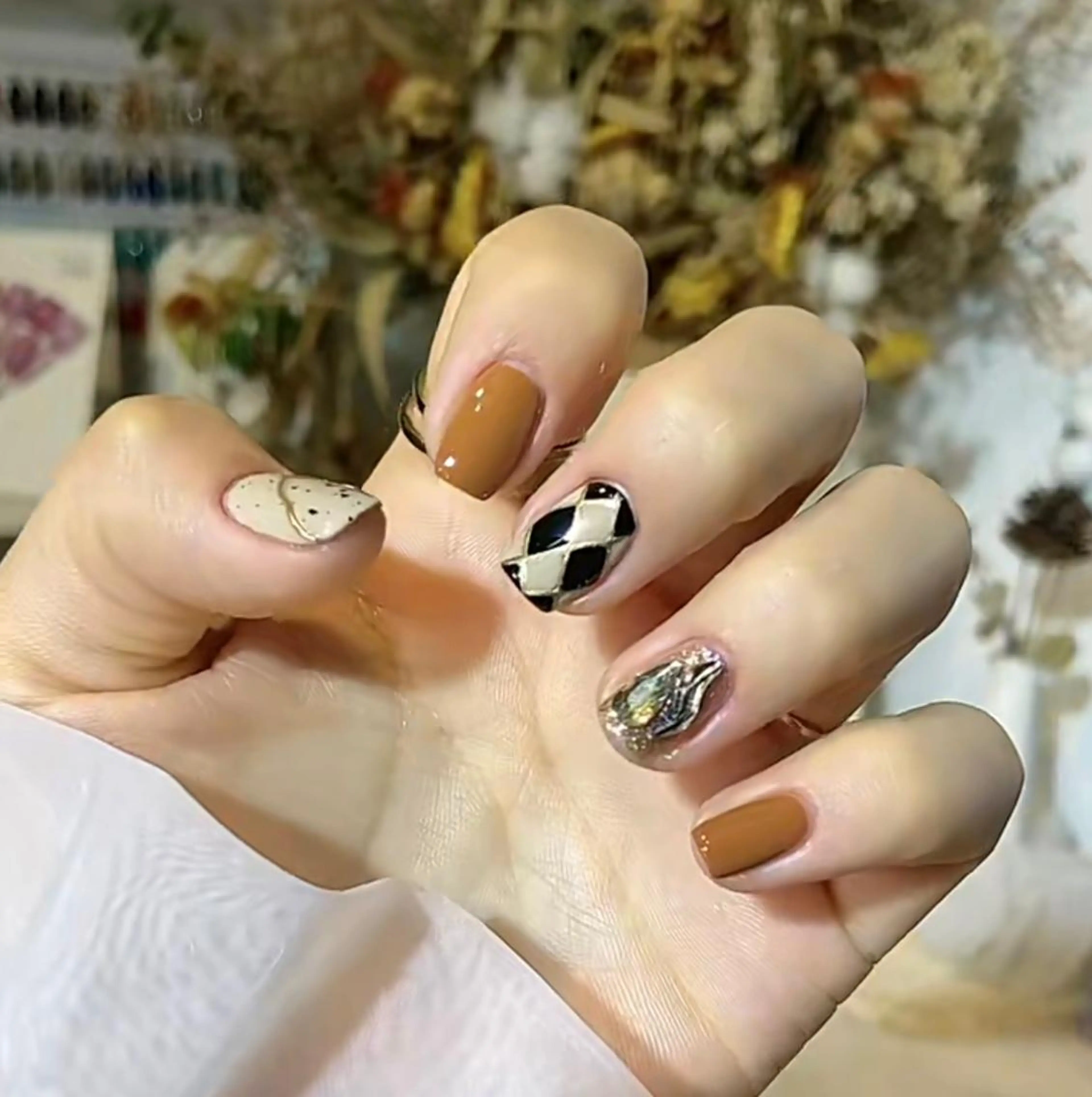 ネイル 💅E•U•B NAIL🌹所属・横浜市中区曙町 ネイルE·U·Bのネイルデザイン