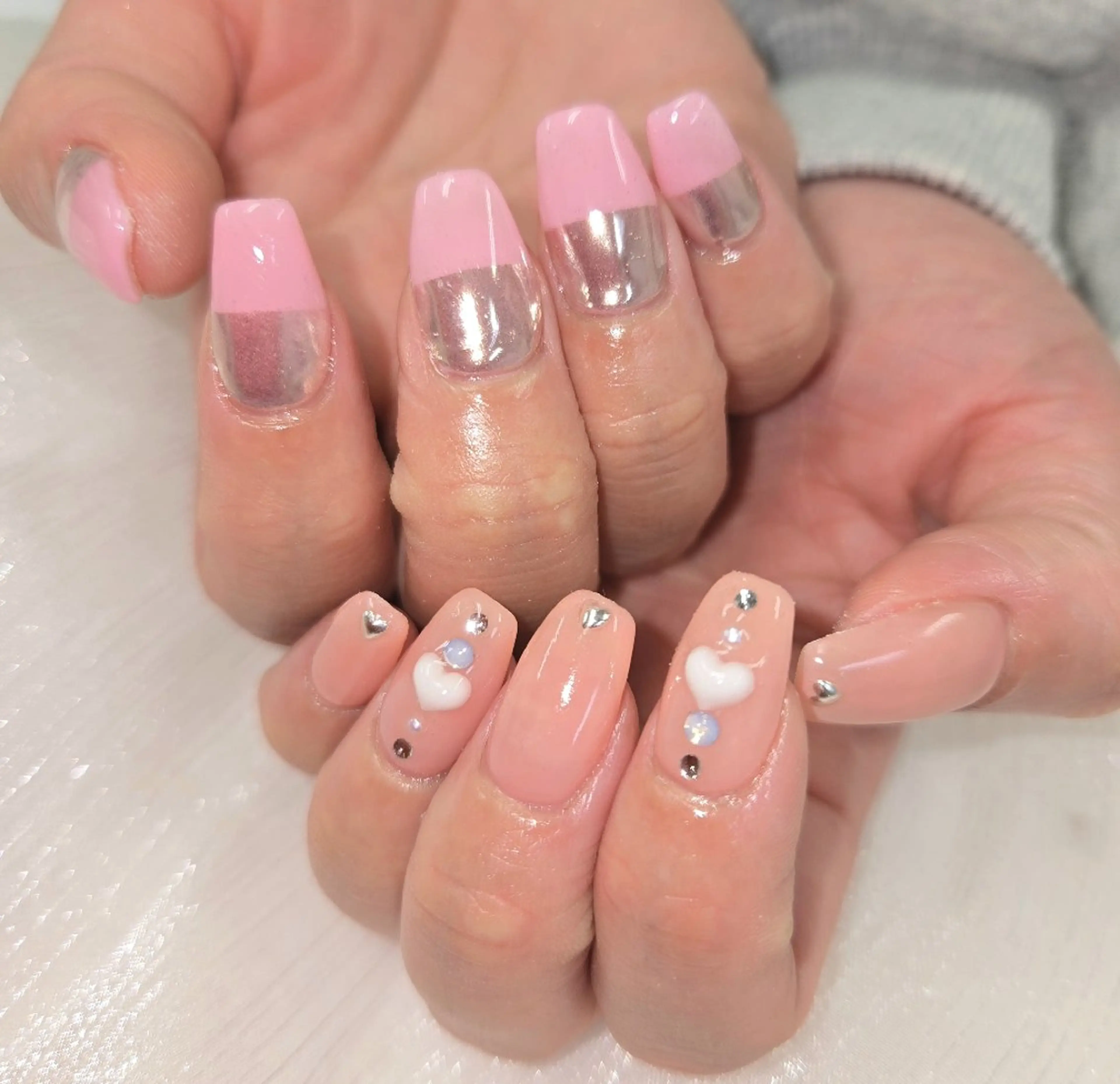 ネイル アートネイル オーロラネイル チークネイル ジェルネイル グラデーション ハンドネイル 河野ちえ (雑誌掲載サロン)のネイルデザイン