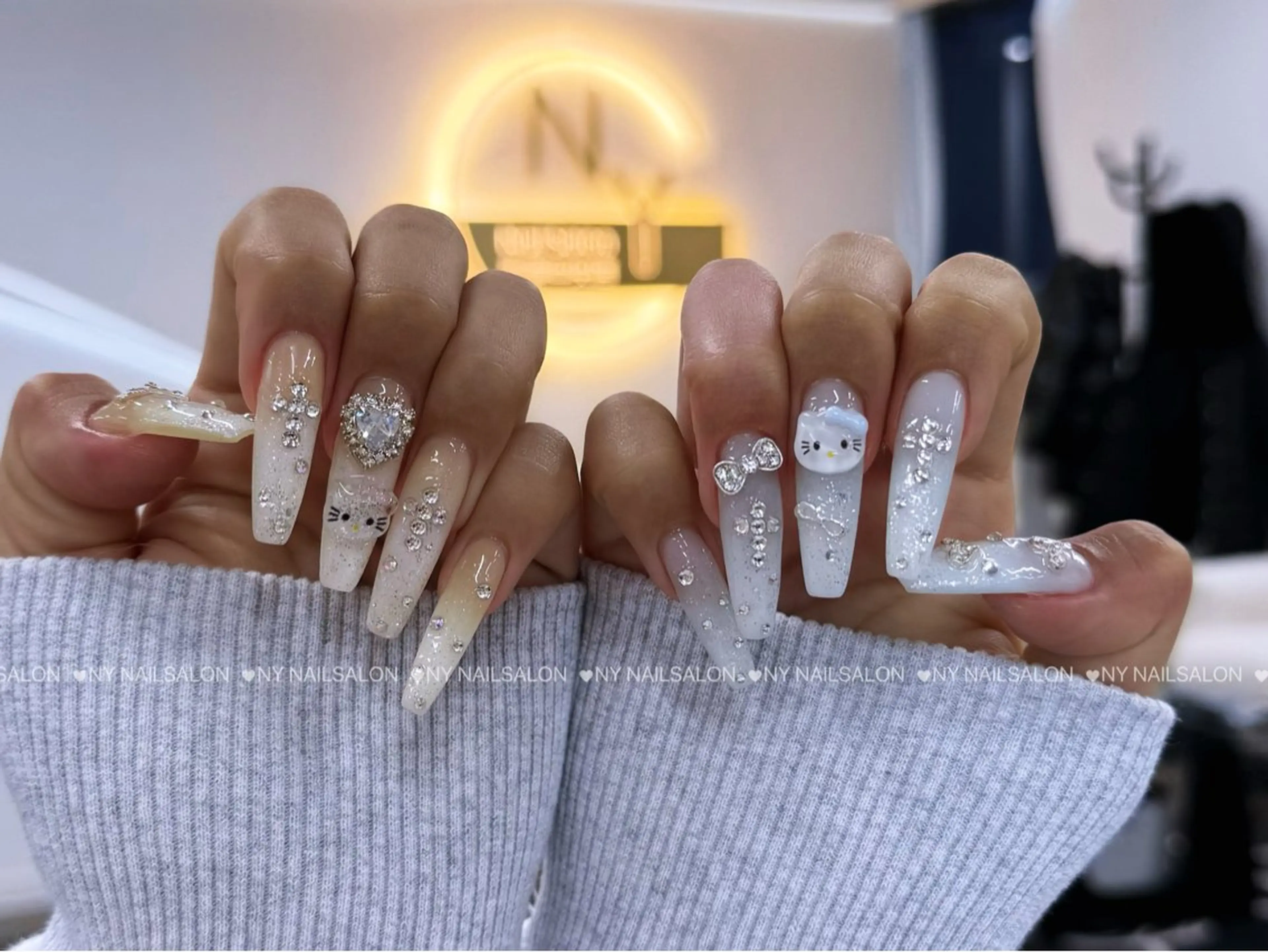 ネイル 長さ出し フットネイル フレンチネイル ジェルネイル ガーリー ハンドネイル NYネイルサロン 千葉中央店のネイルデザイン