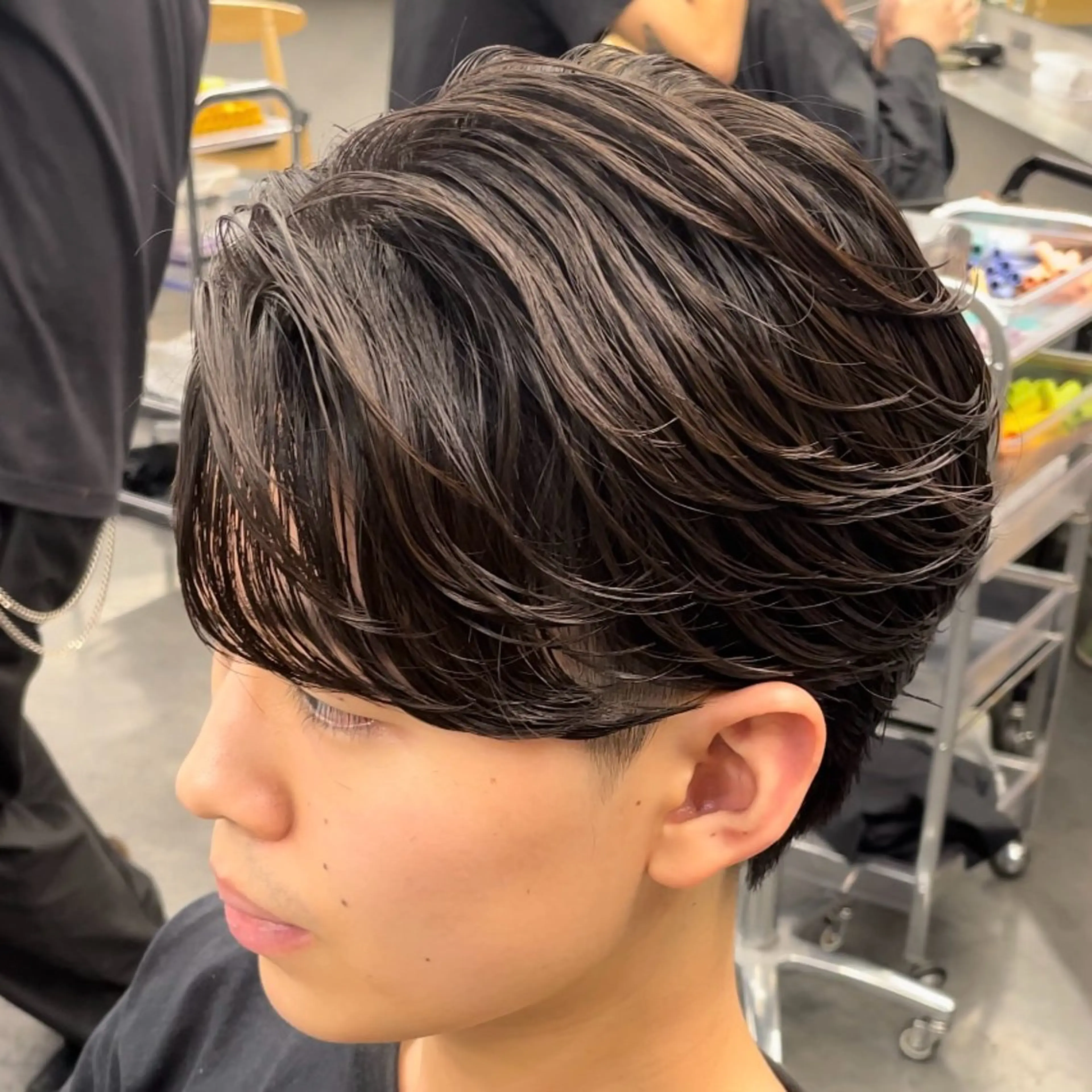 ミディアム パーマ ヘアアレンジ メンズ カット パーマ fifth 石川 凪のヘアスタイル
