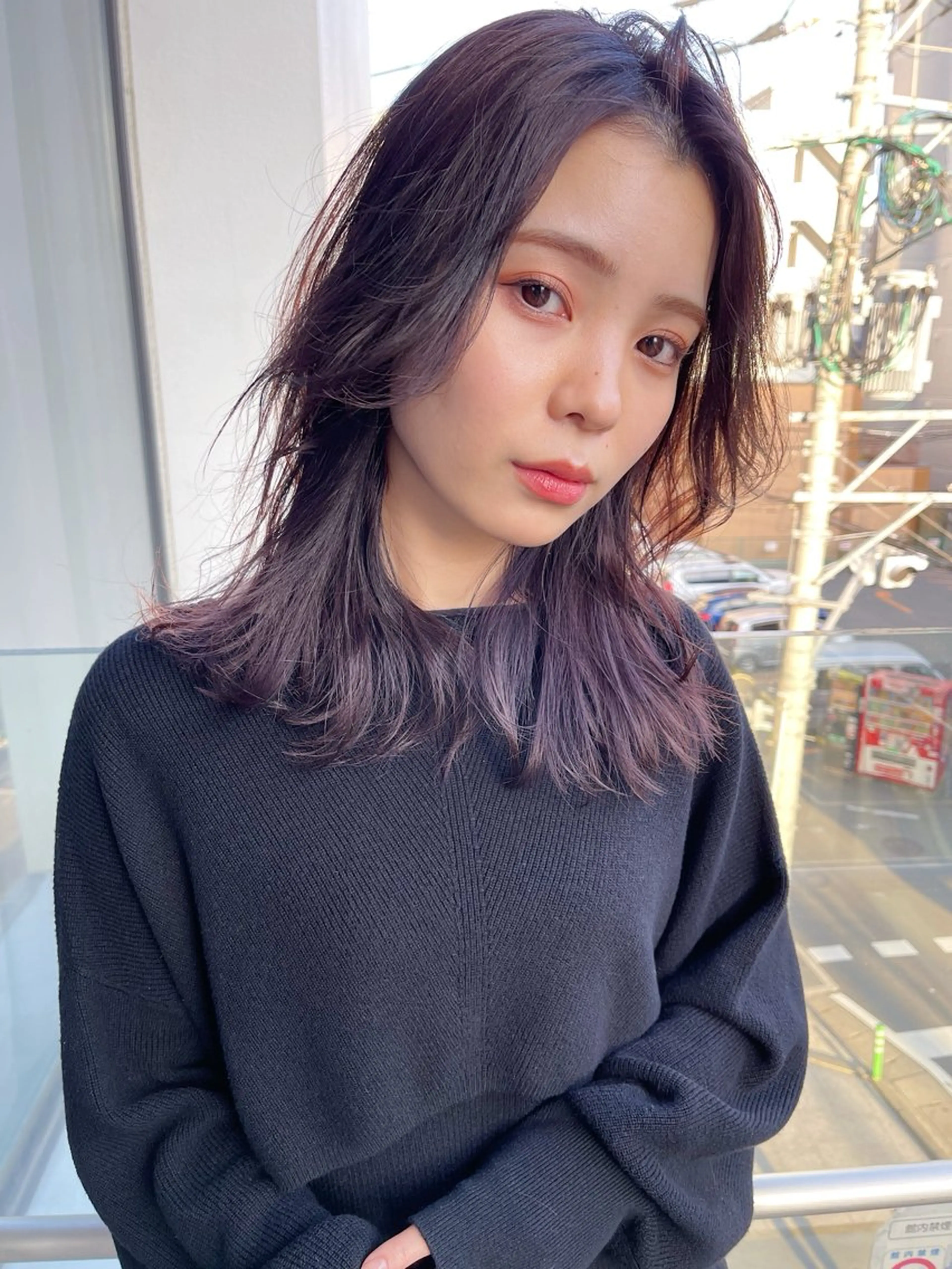 セミロング カラー ラベンダーカラー レイヤーカット カット ヘアカラー トリートメント AiM 大名　似合わせカットのヘアスタイル