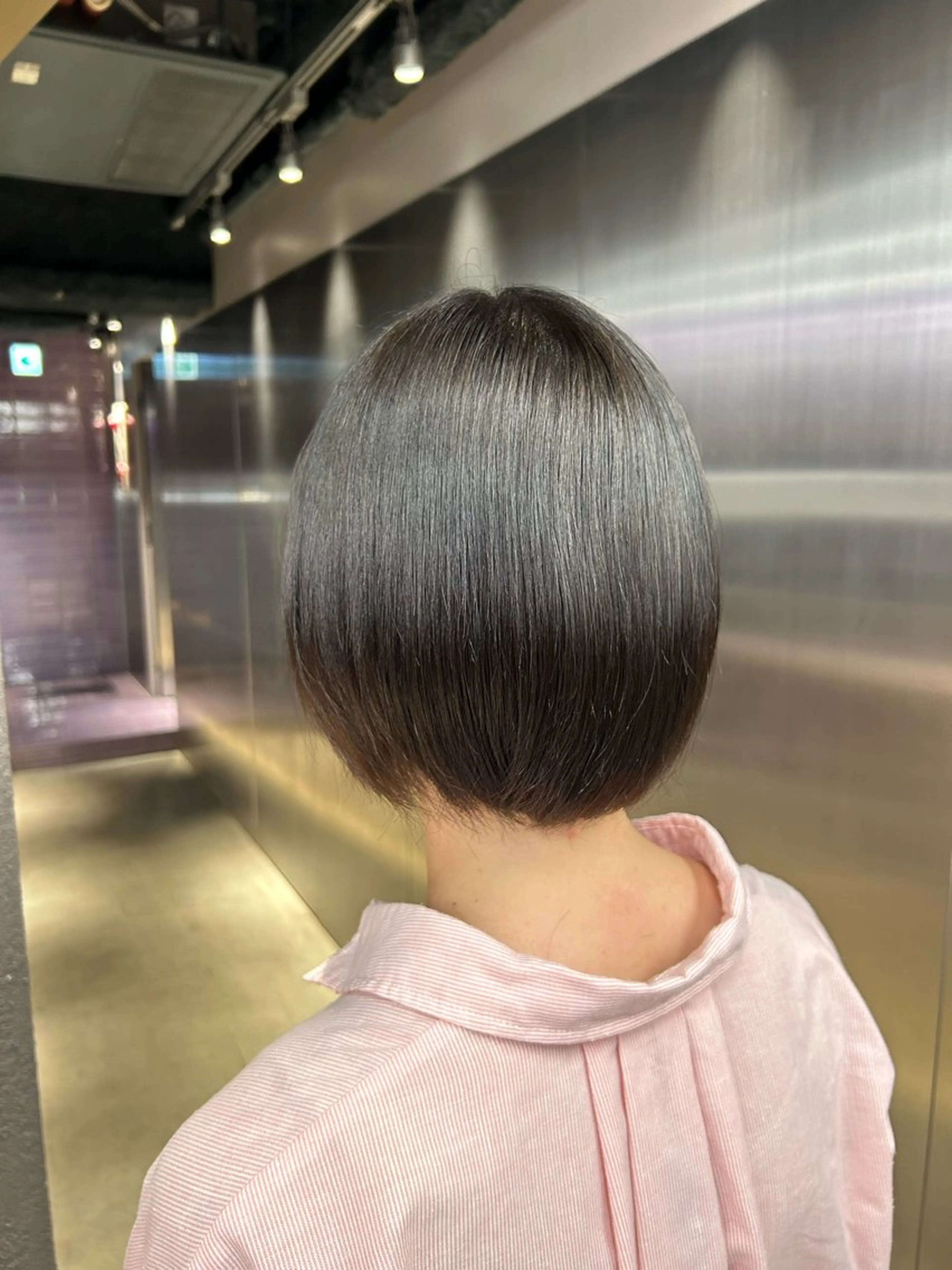 ショート カラー グレージュ オリーブグレージュ オリーブグレー トリートメント ヘアカラー PELE Nagomiのヘアスタイル