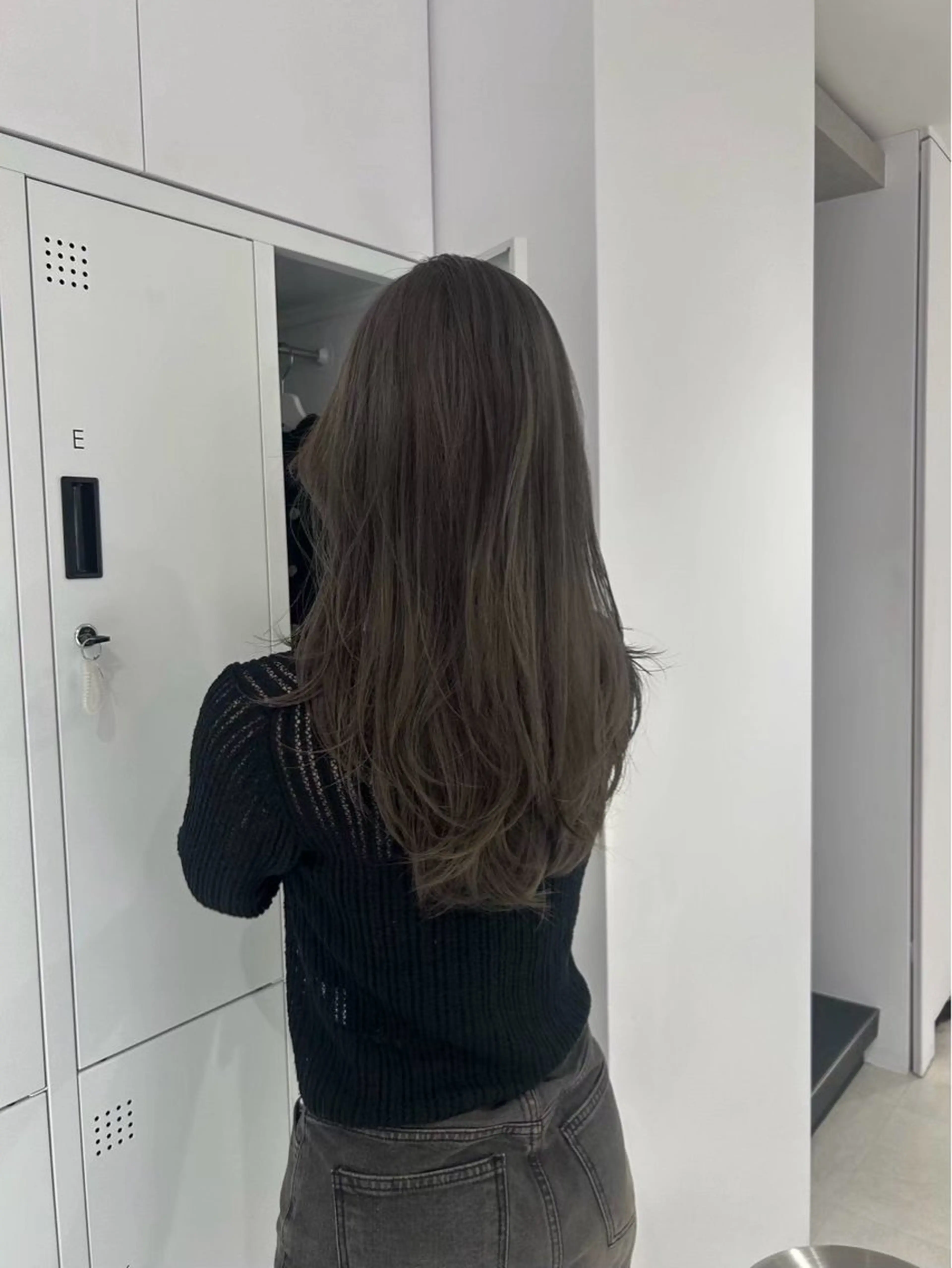 【⠀抜け感ヘア🩶⠀】  透明感カラー+うる艶トリートメント🌿‬の写真