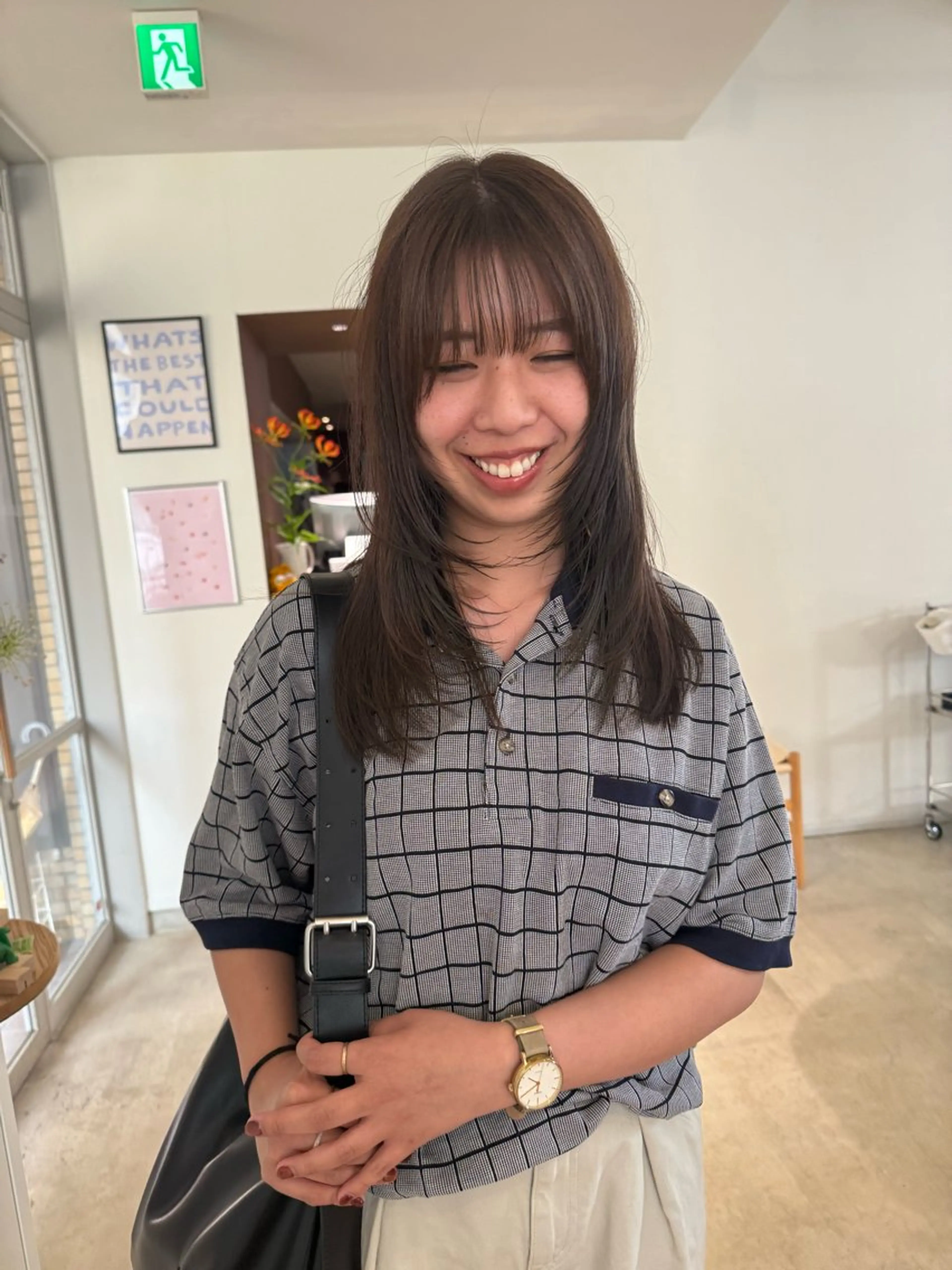 カラー ベージュカラー オリーブベージュ 南部 綾音のヘアスタイル