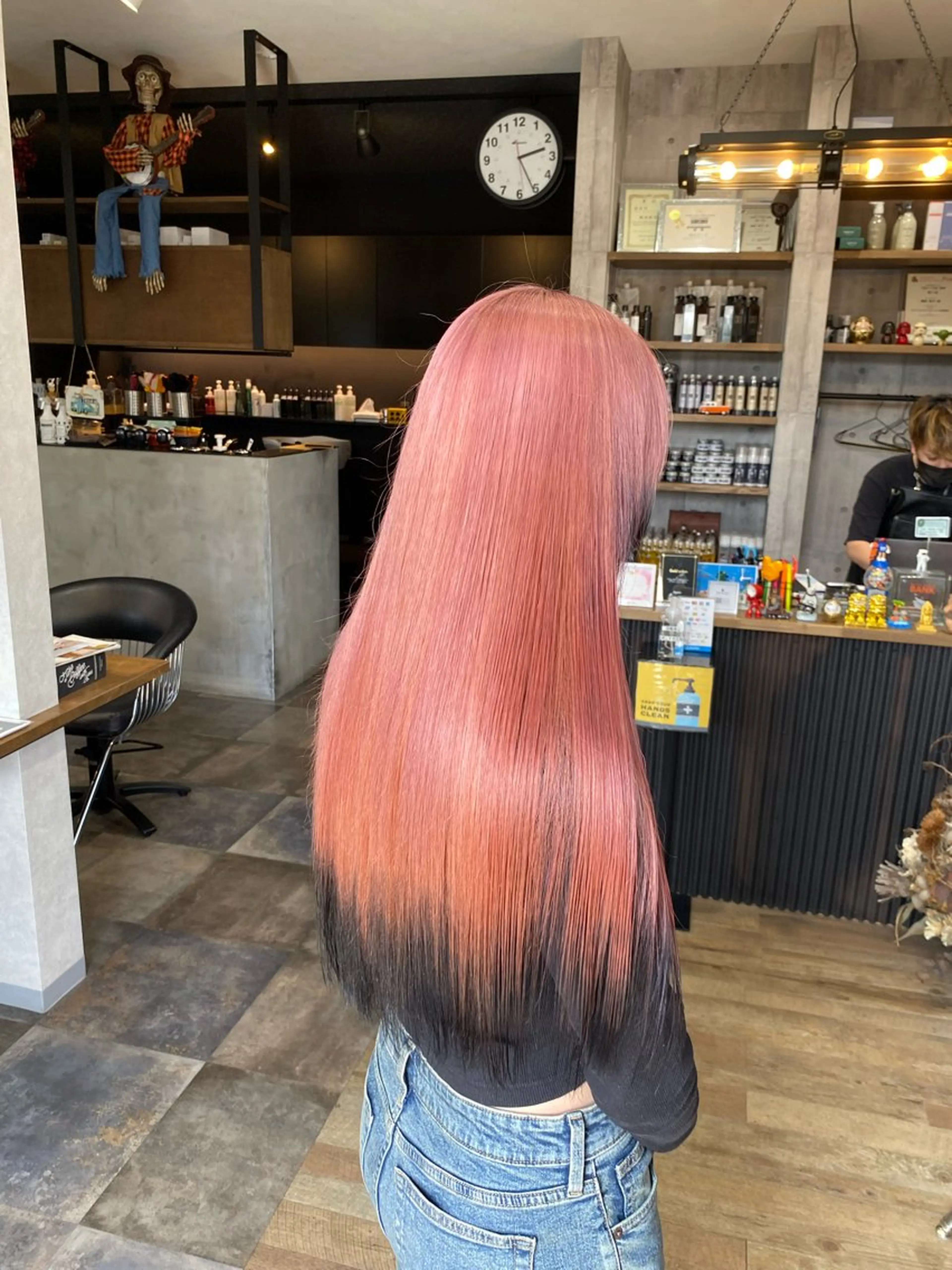 ロング カラー 黒髪 ピンクカラー haku hair salon所属・わたぬき りるのヘアスタイル