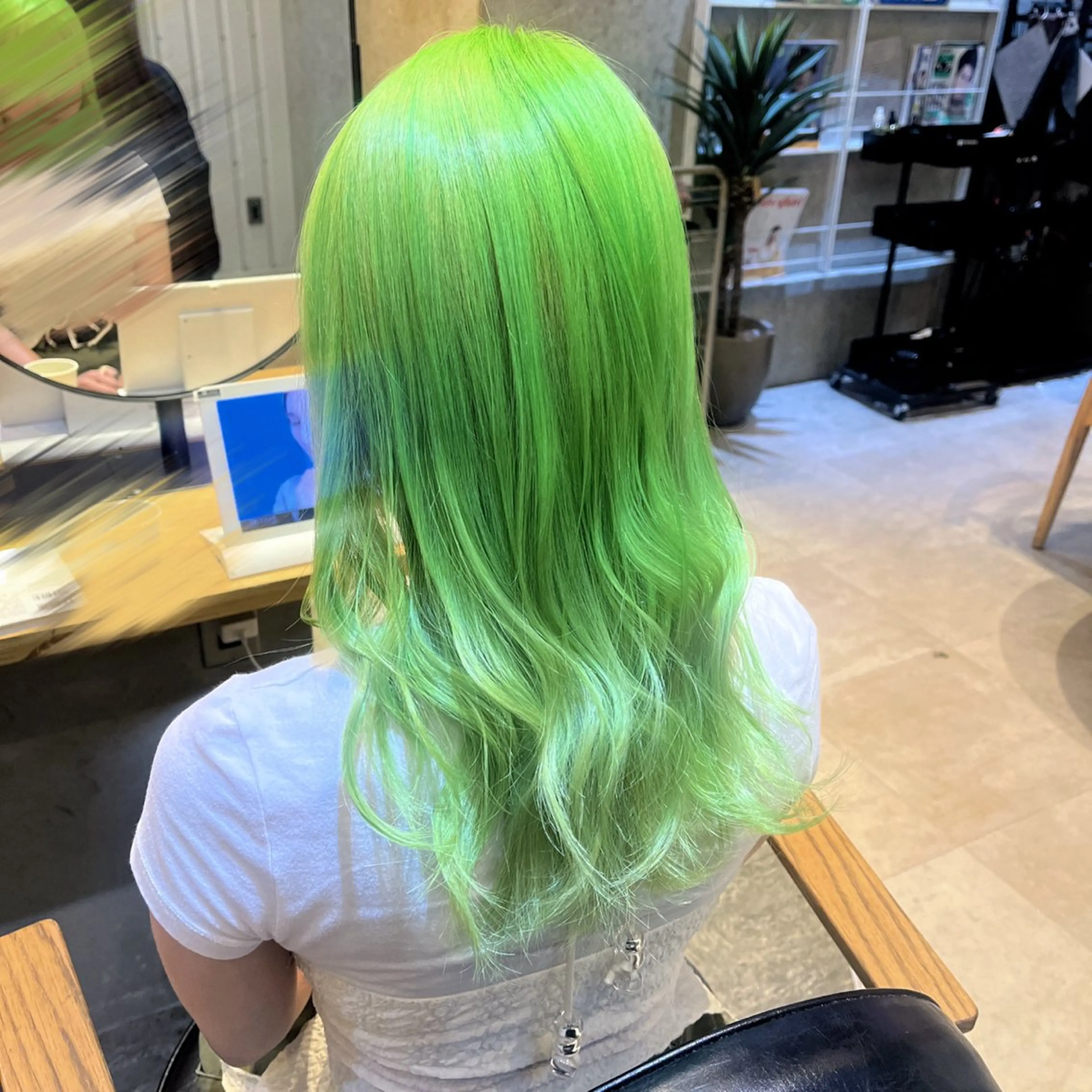 ロング カラー ブリーチ ヘアカラー トリートメント 🌷お洒落推しカラー moe🐰🌷のヘアスタイル