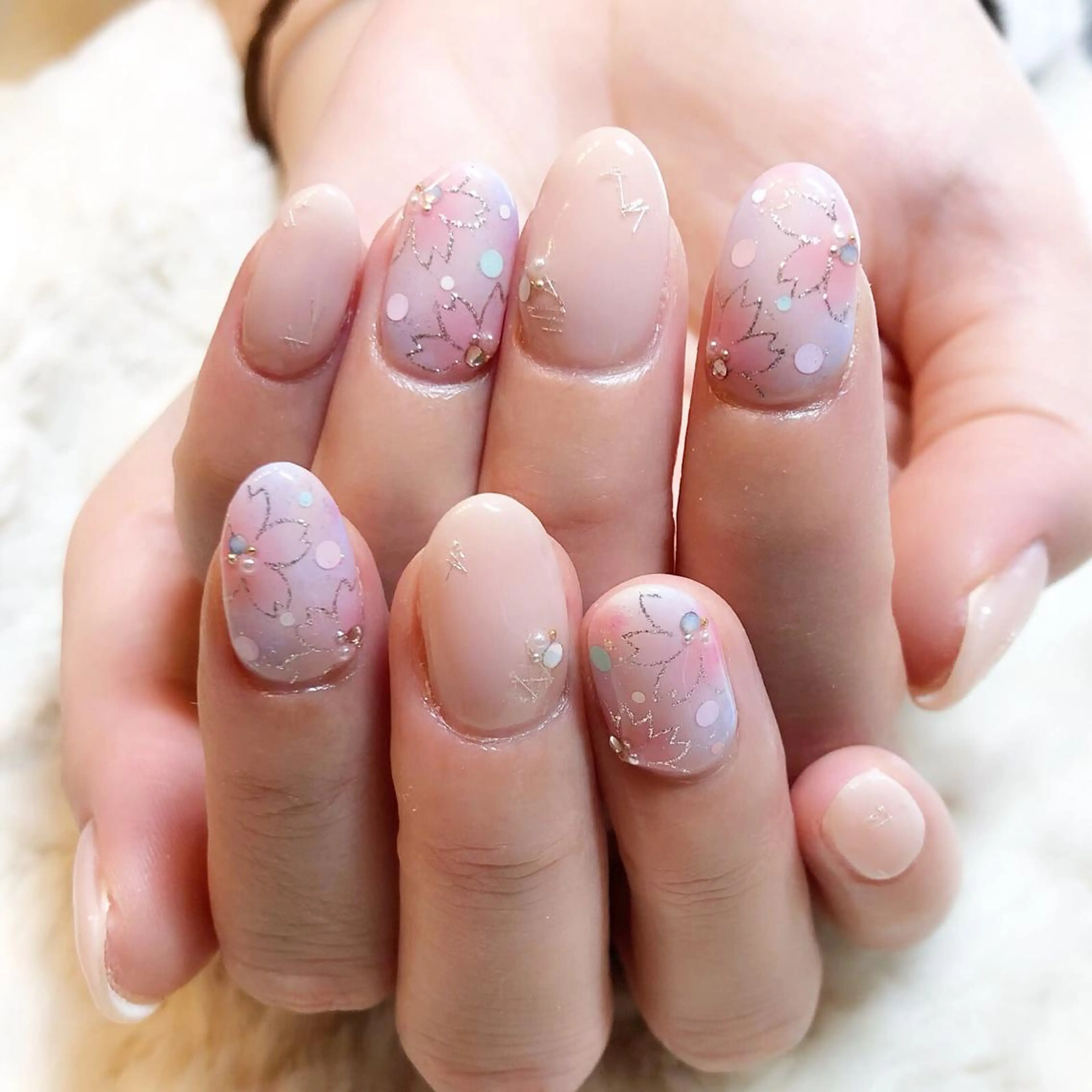 ネイル ジェルネイル 東 千夏のネイルデザイン