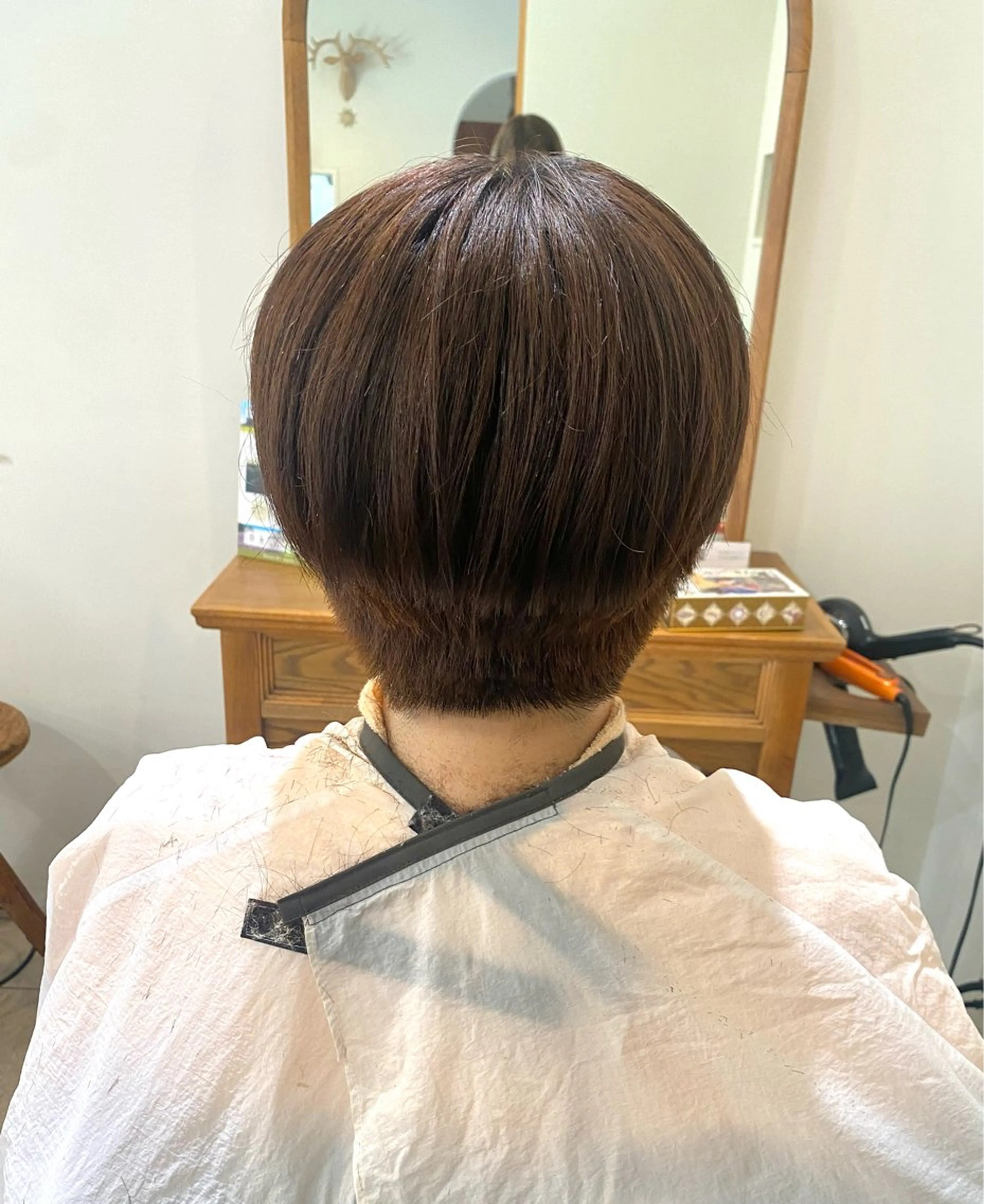 ショート LiC えりのヘアスタイル