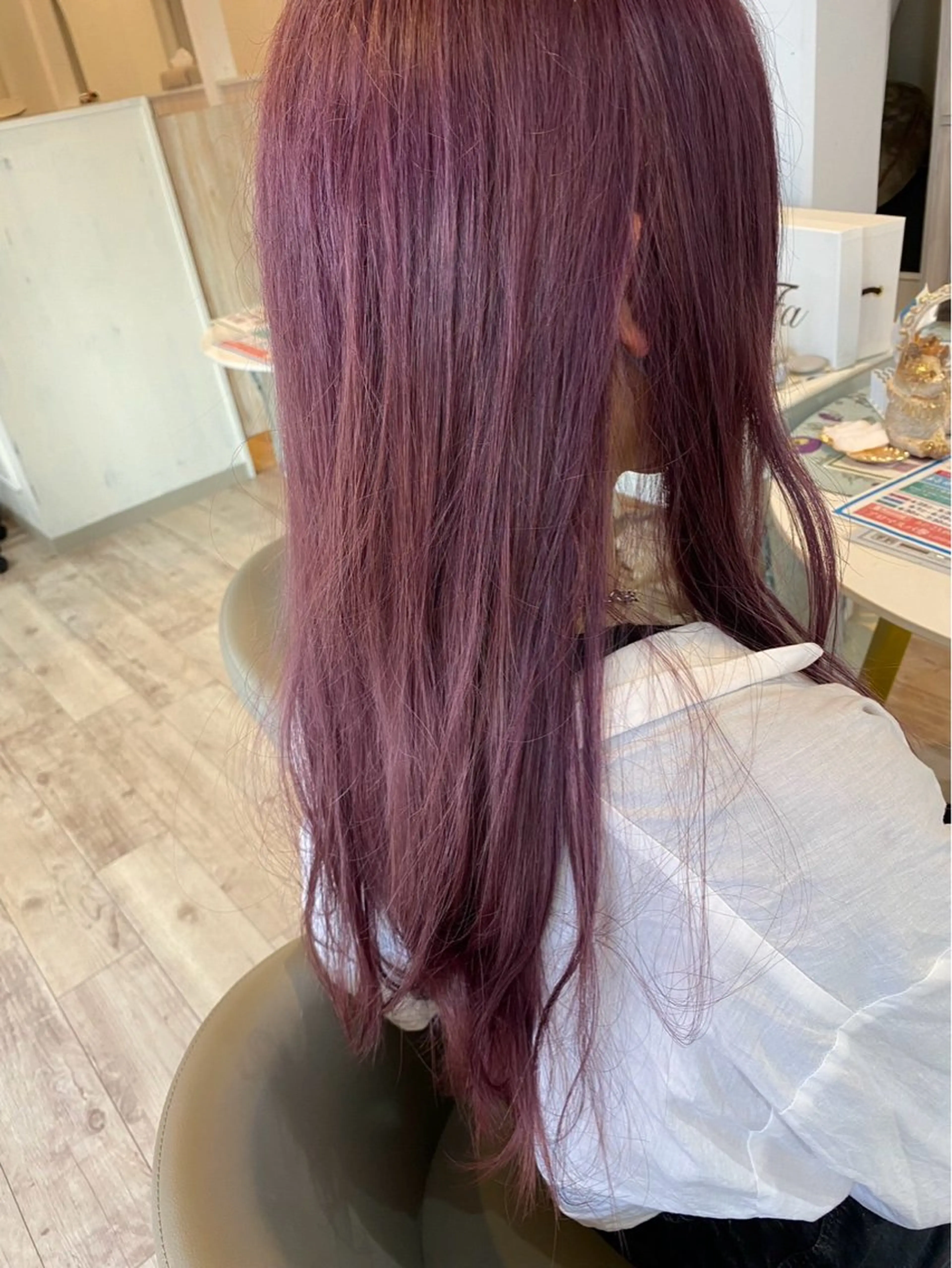 ロング かまだ しおりのヘアスタイル