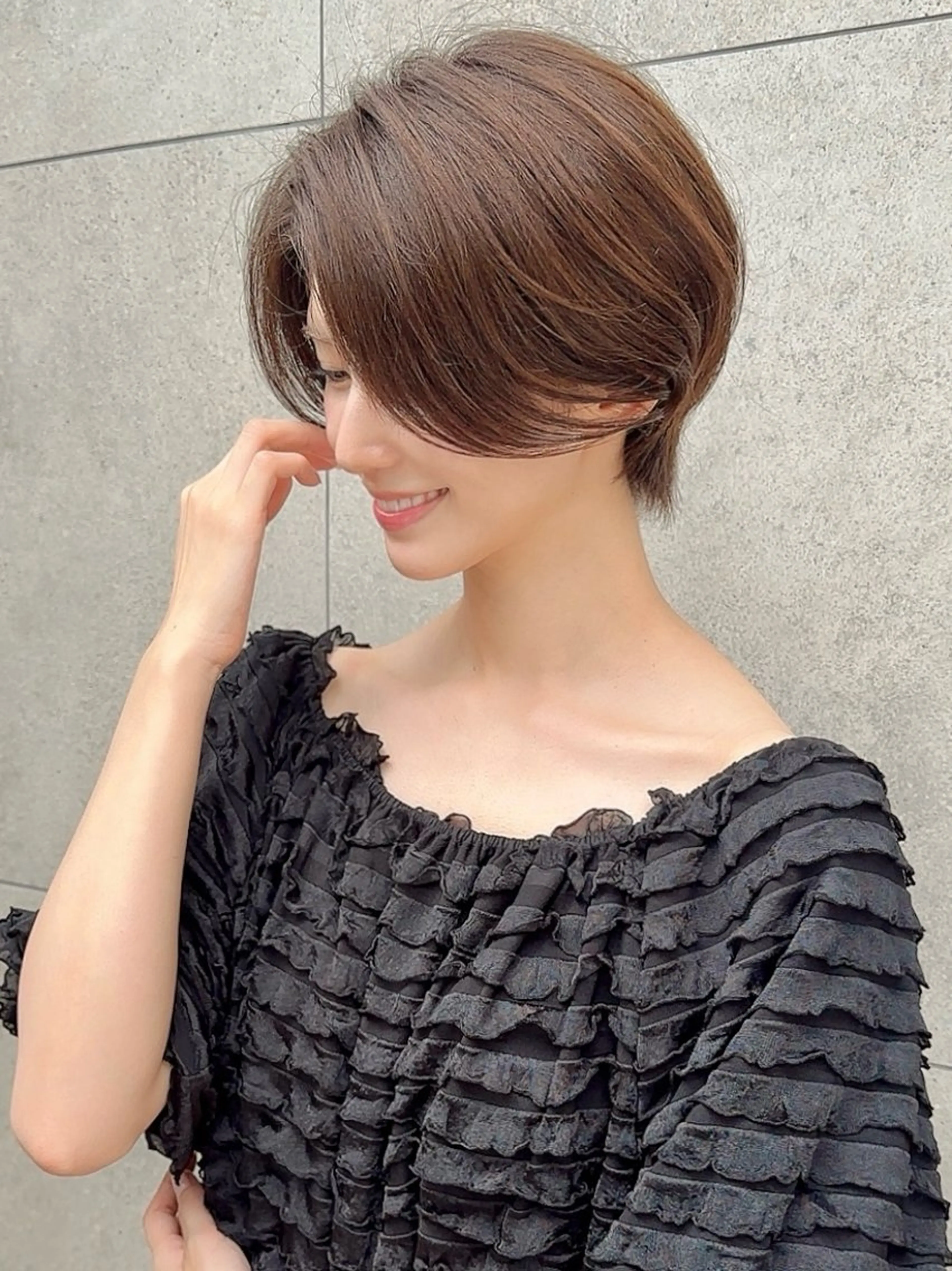 ショート カット 縮毛矯正✨🫧 レイヤー川村利幸のヘアスタイル