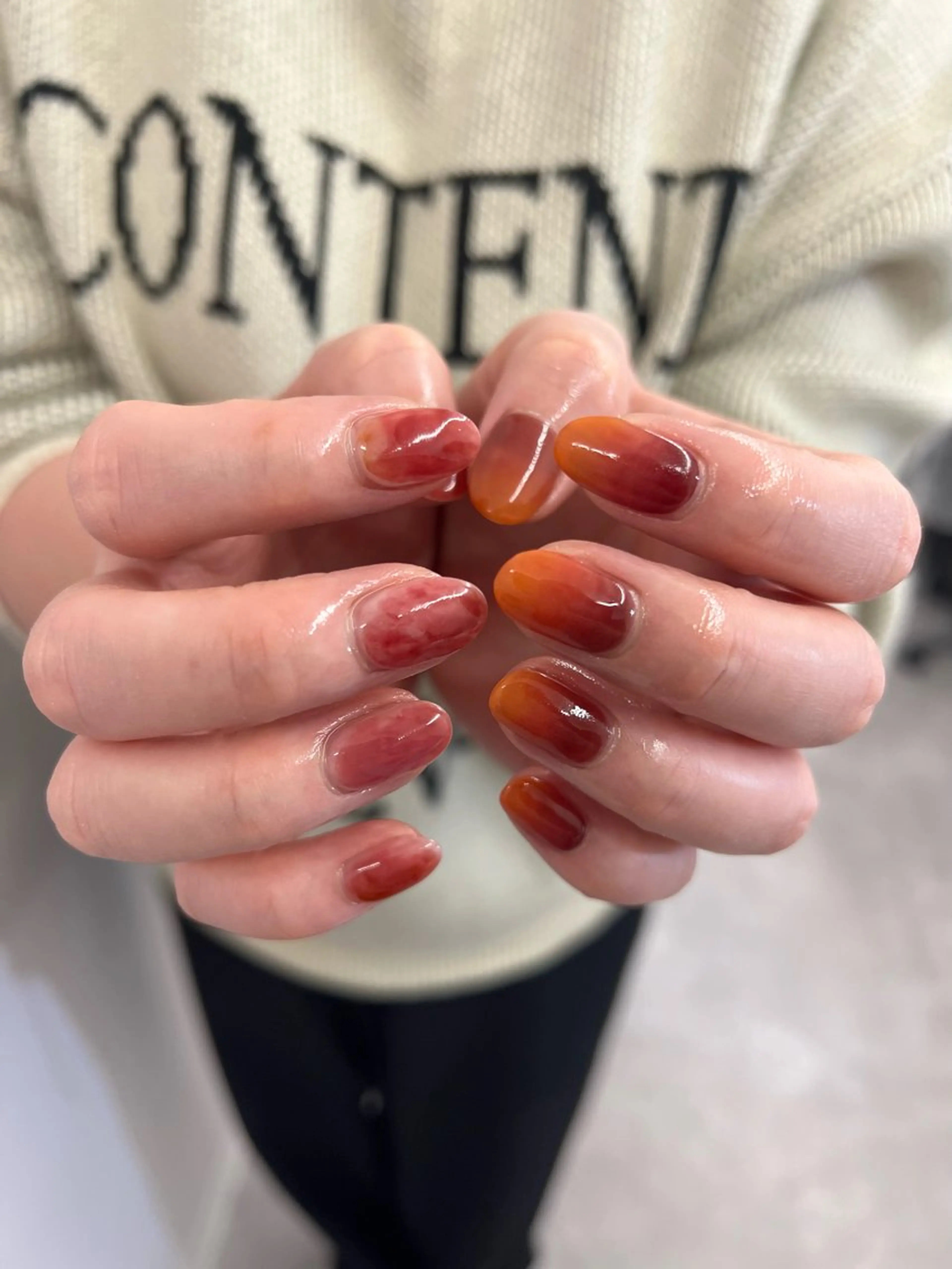 ネイル ジェルネイル グラデーション マグネットネイル ニュアンスネイル パラジェル ハンドネイル ハンドケア Bana_ Nailのネイルデザイン