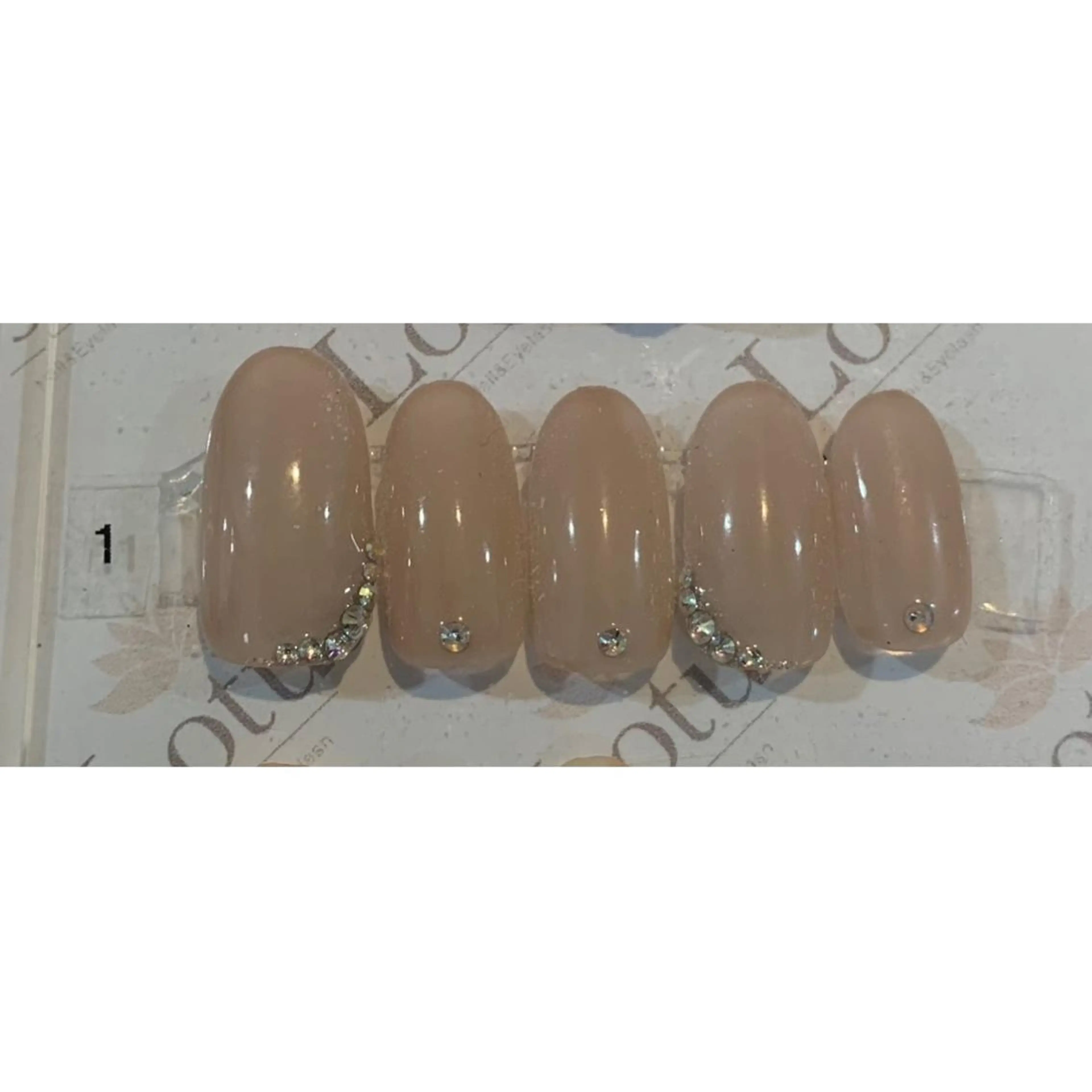 ネイル mofie🤍ユミ/ 恵比寿/パラジェルのネイルデザイン